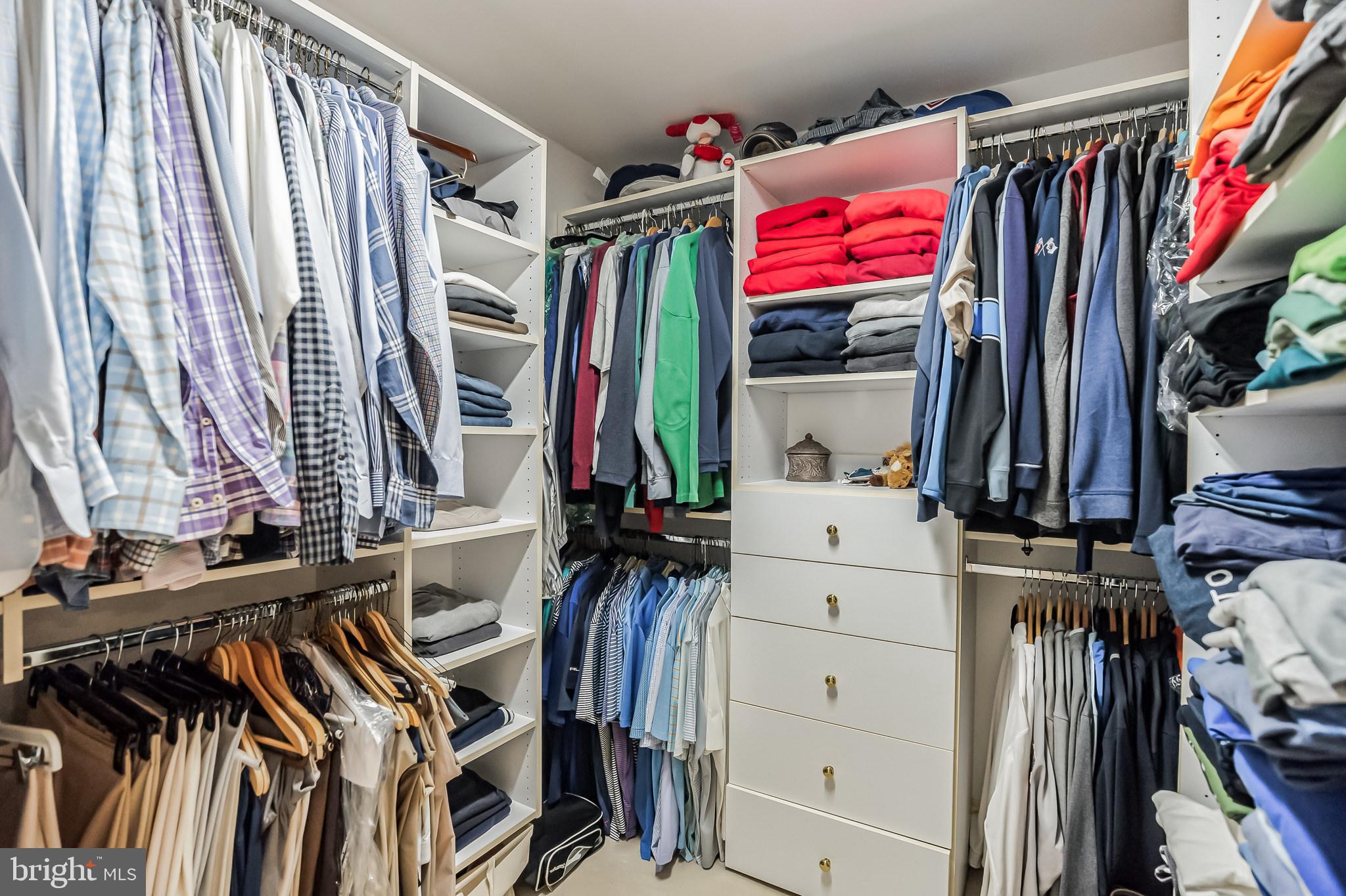 BROOKE FARM - Residential