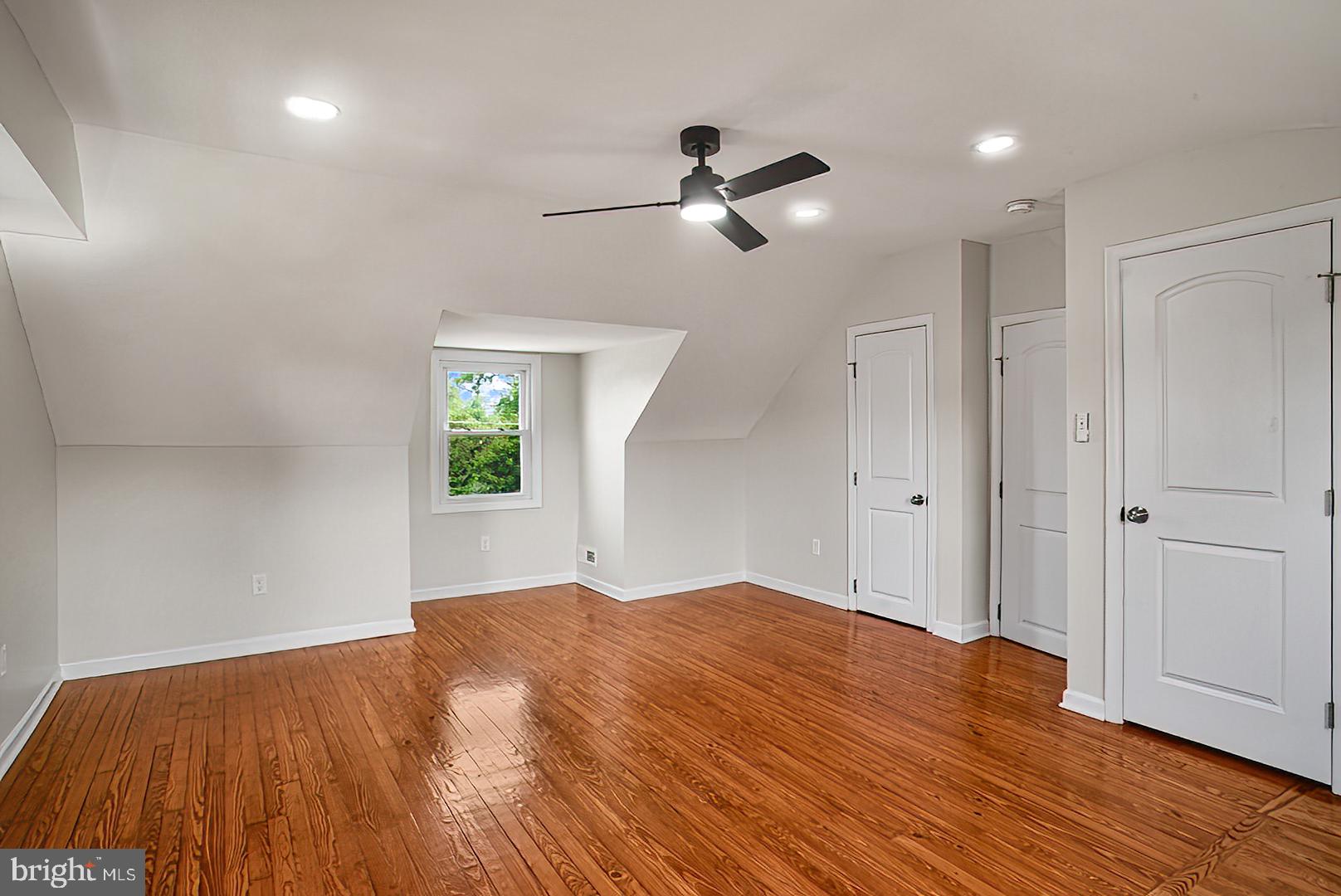 MILFORD GARDENS - Residential