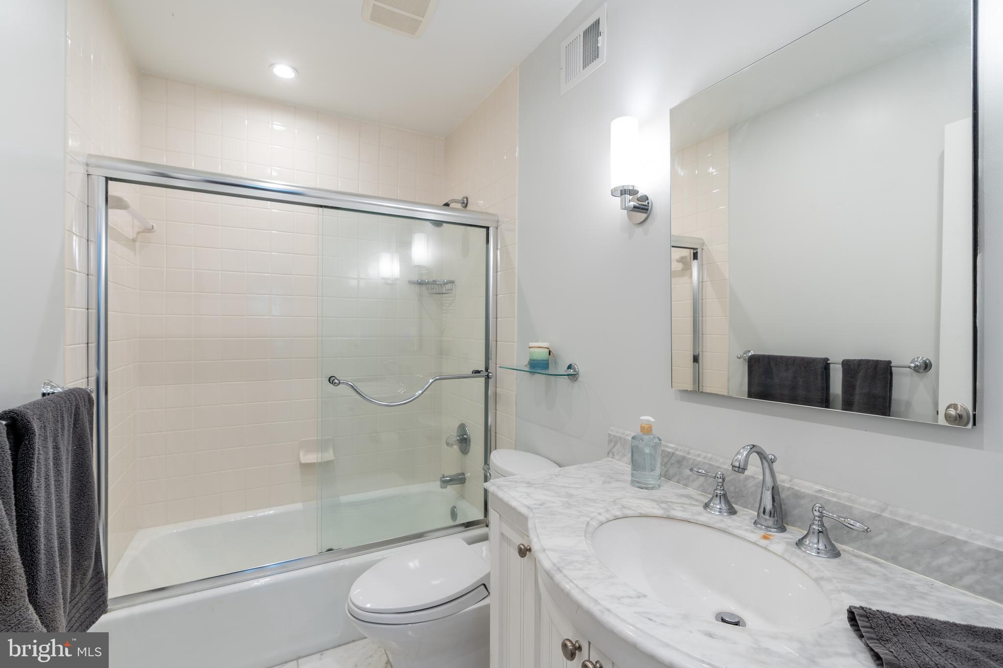 BULFINCH SQUARE - Residential