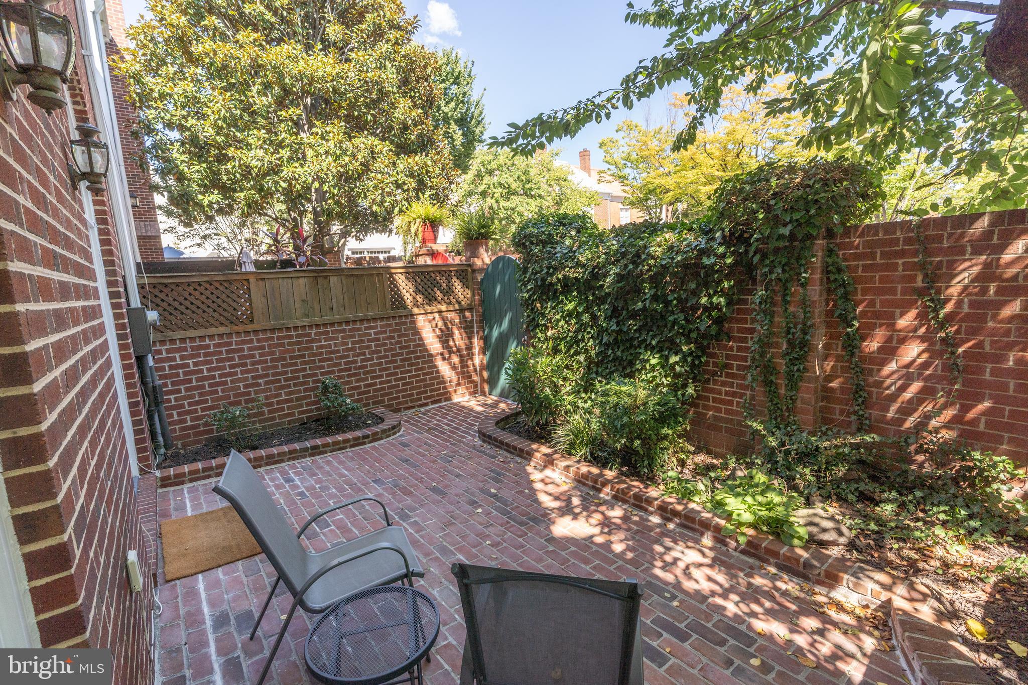 BULFINCH SQUARE - Residential