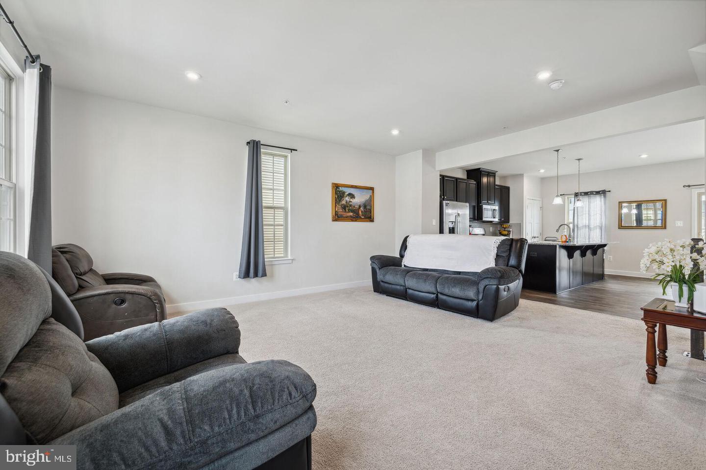 LAKE LINGANORE - Residential Lease