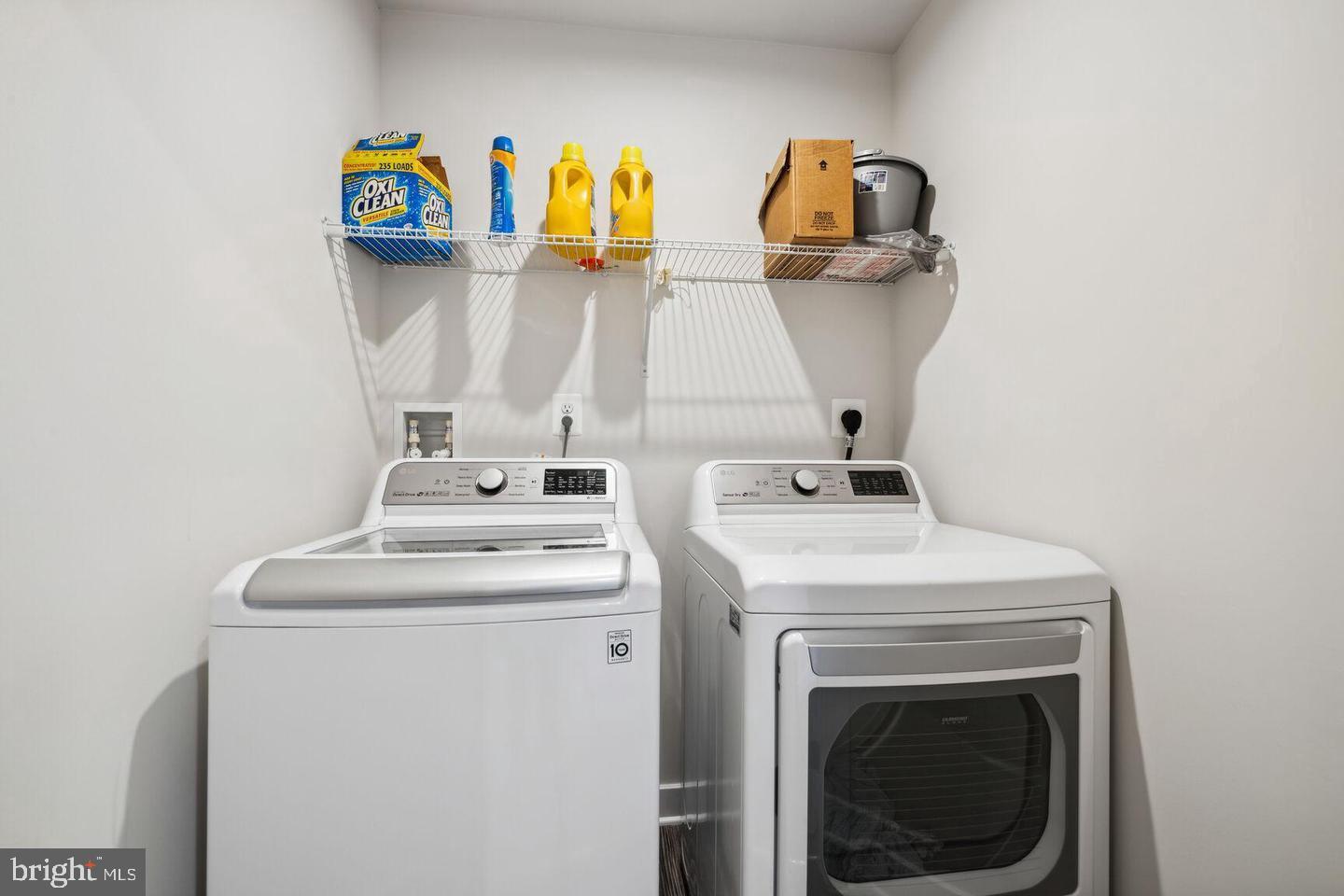 LAKE LINGANORE - Residential Lease