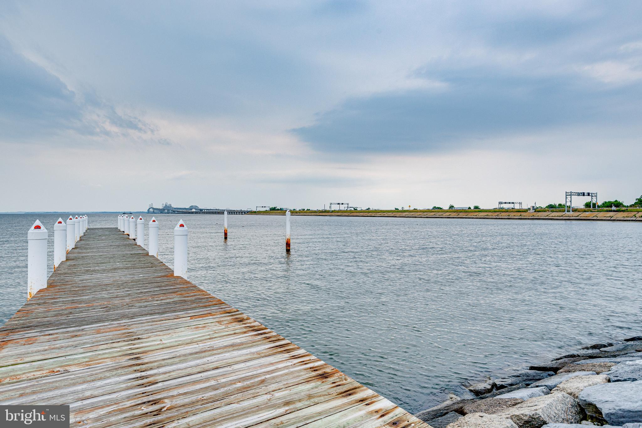 BAY CITY - Residential