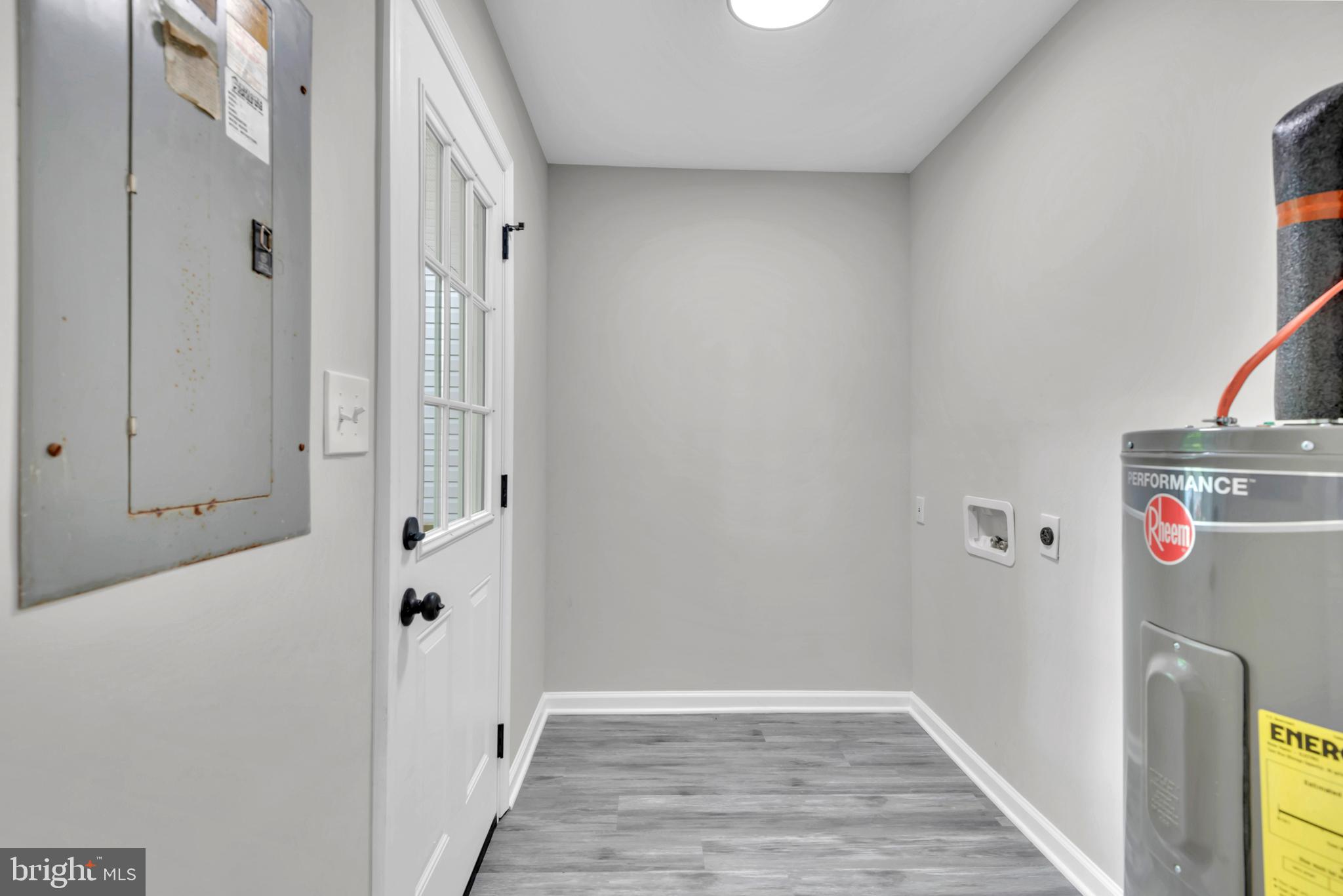 BAY CITY - Residential