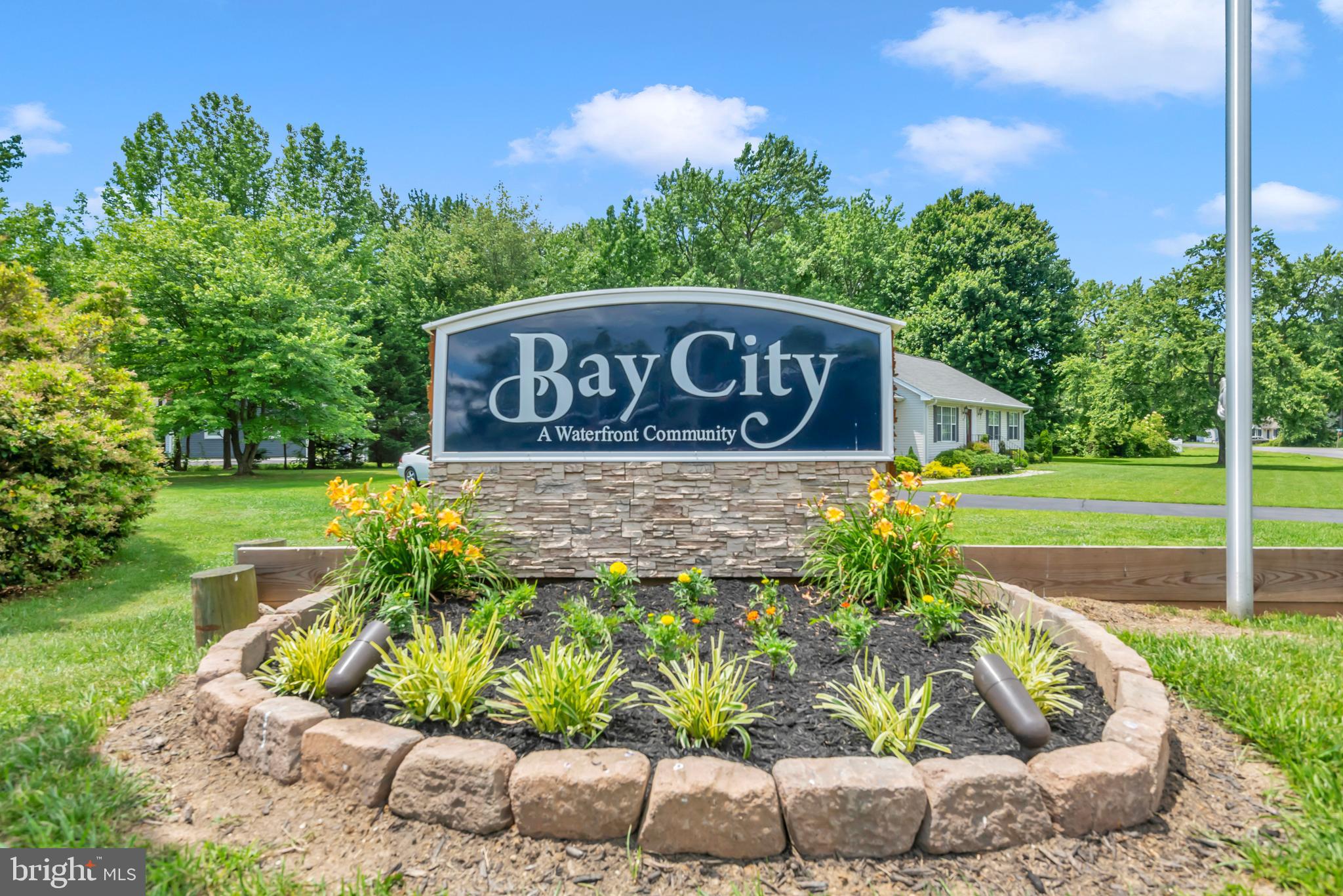 BAY CITY - Residential