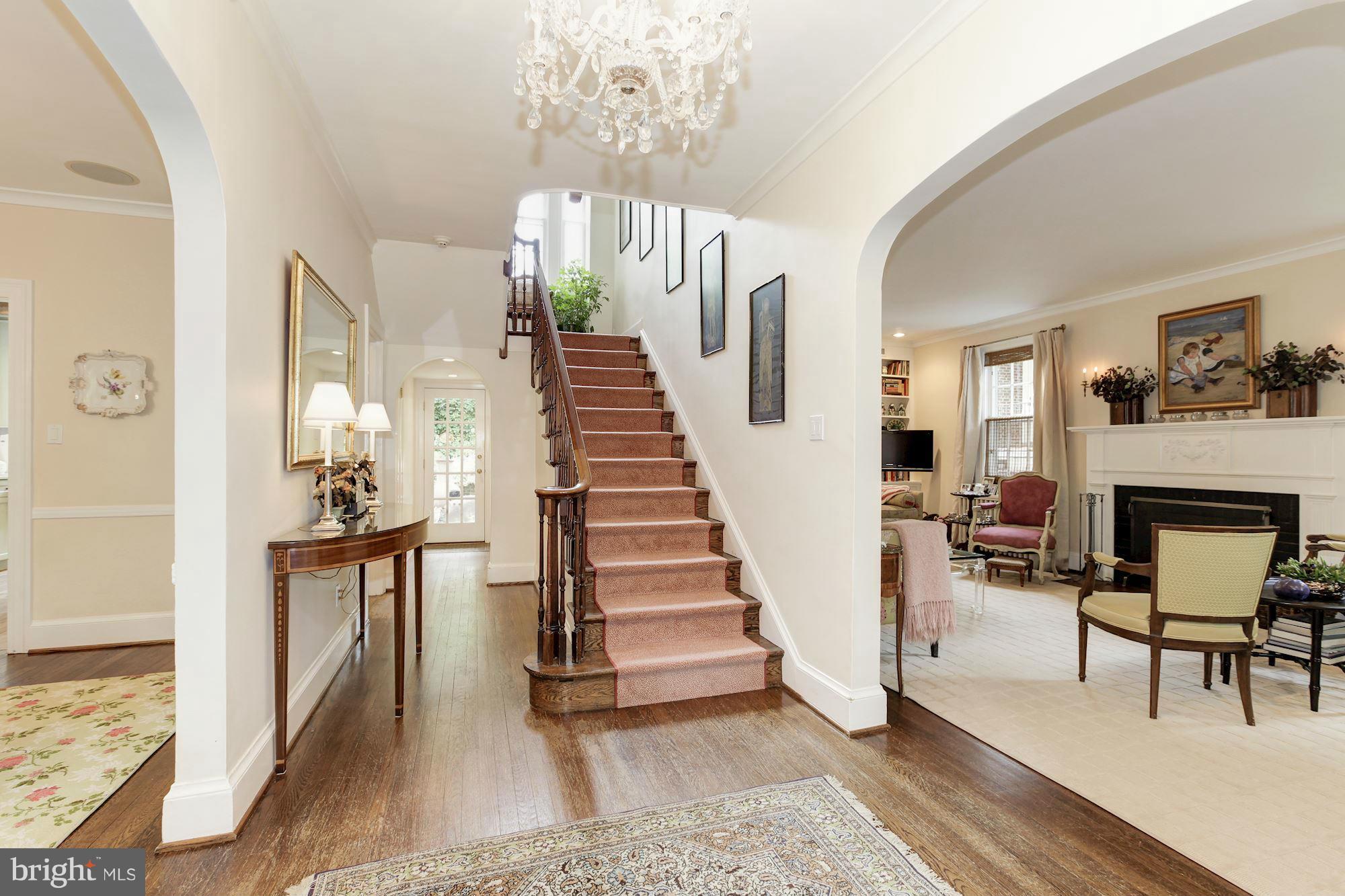 CHEVY CHASE - Residential