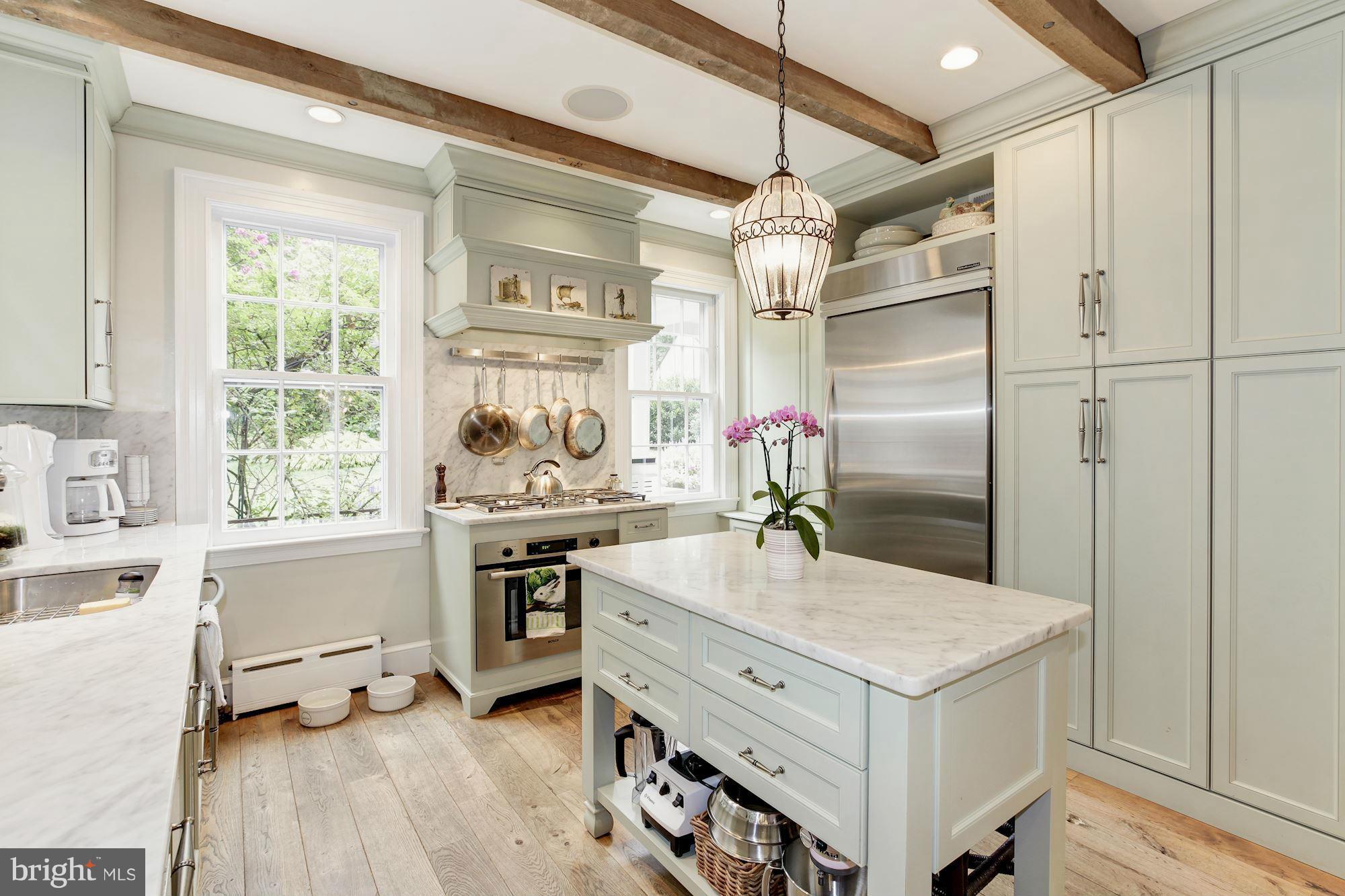 CHEVY CHASE - Residential