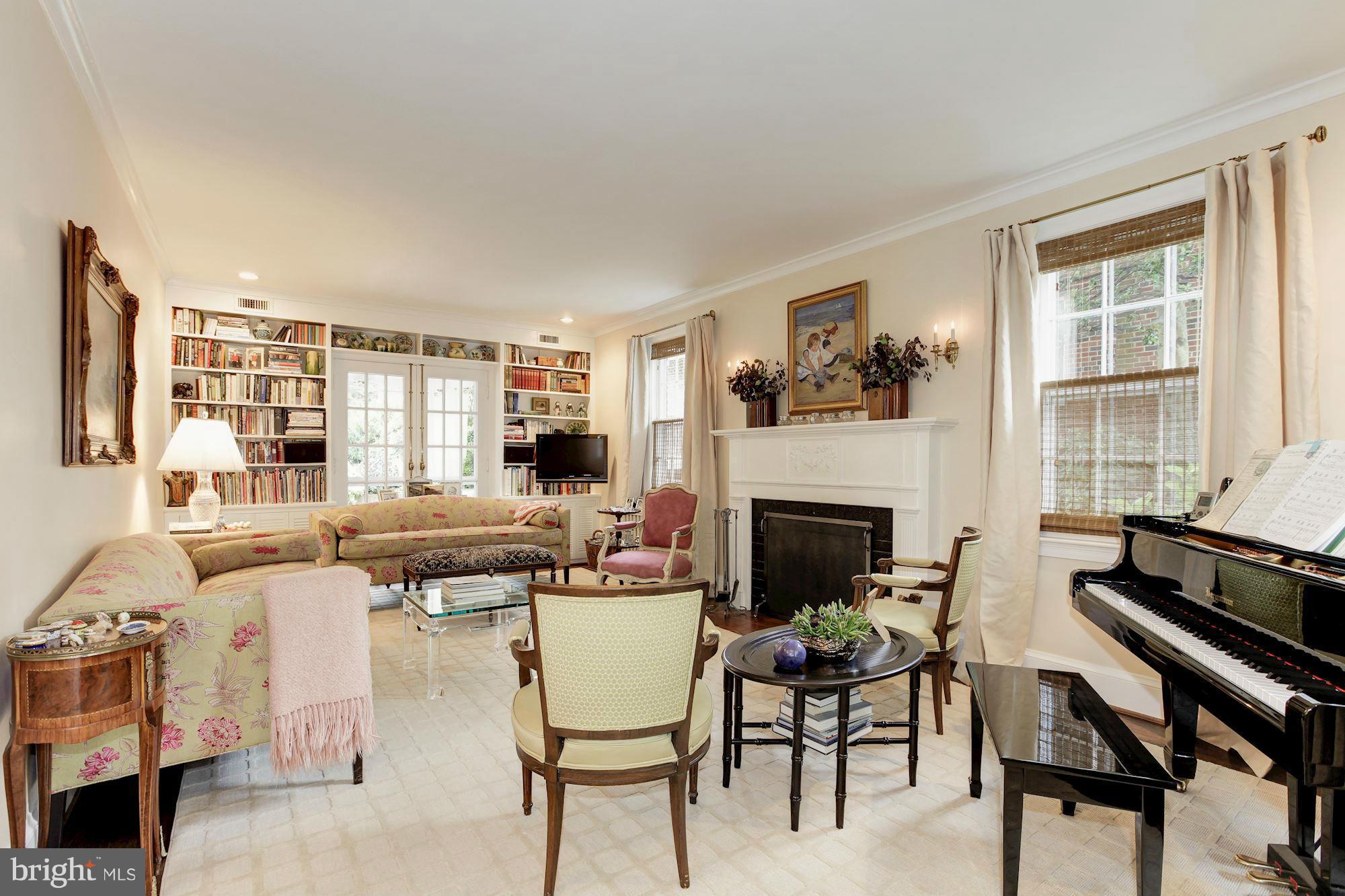 CHEVY CHASE - Residential