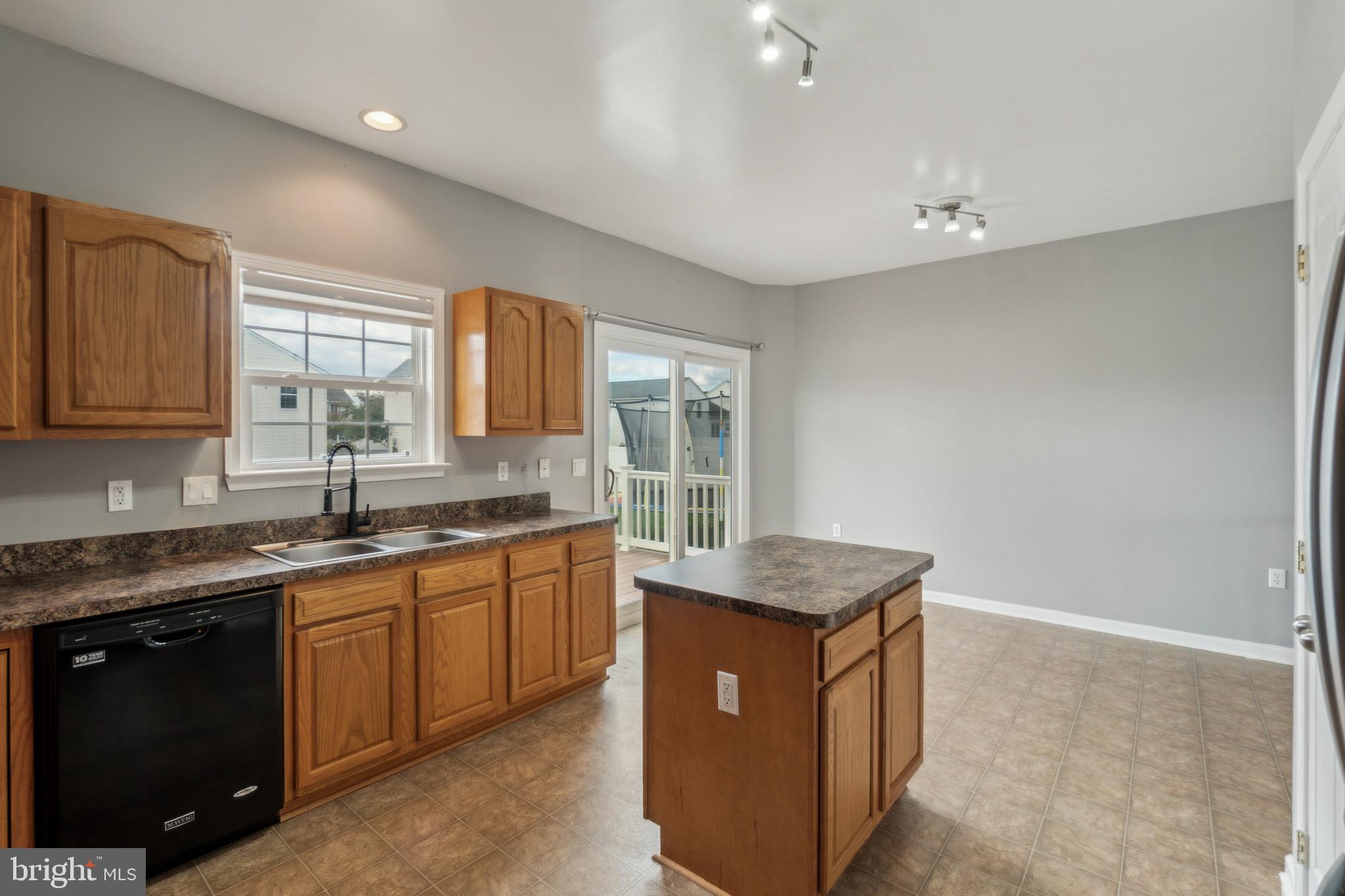 PRINCETON SHOALS - Residential