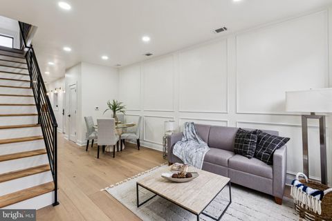 1031 ELLSWORTH PHILADELPHIA PA 19147