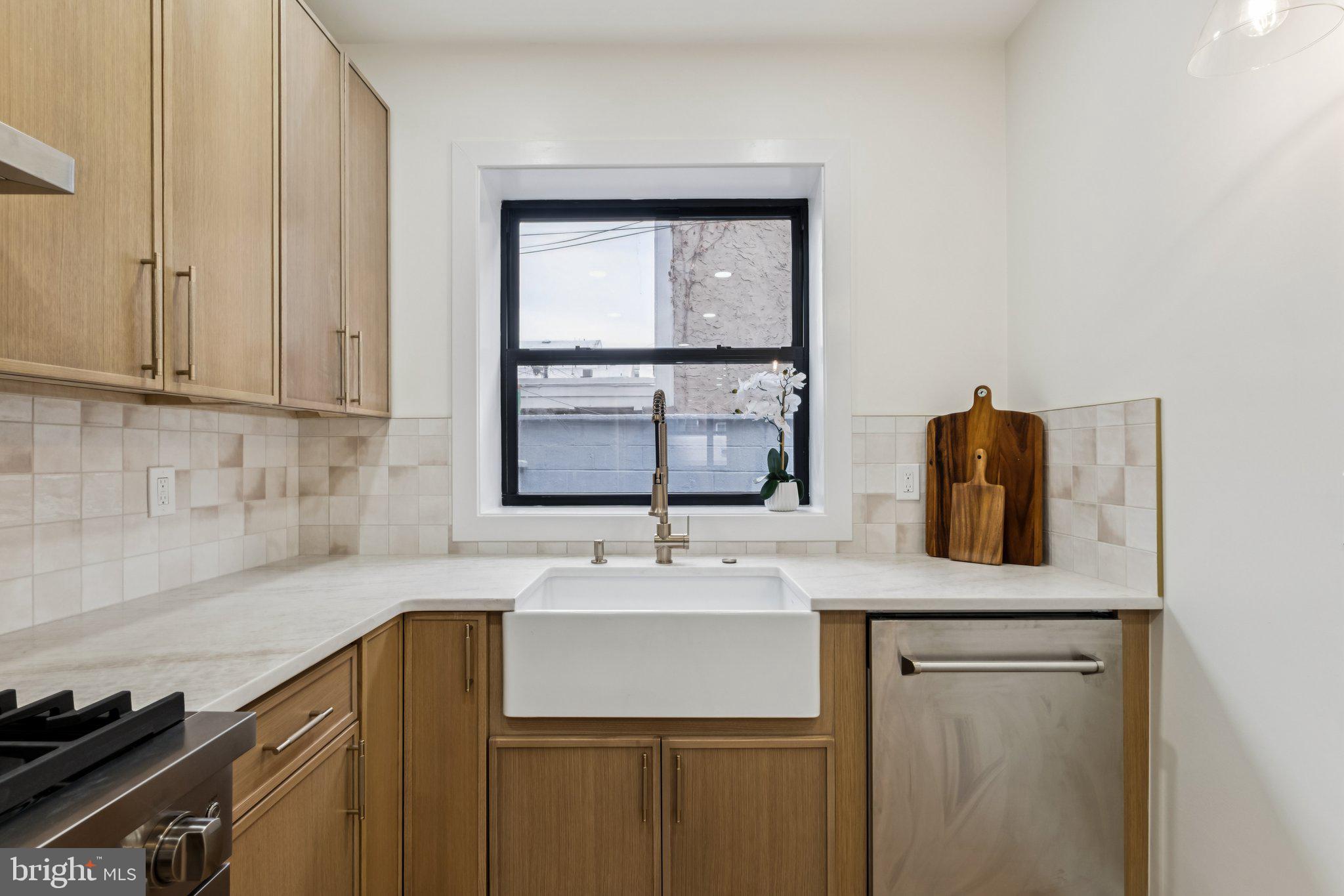 PASSYUNK SQUARE - Residential