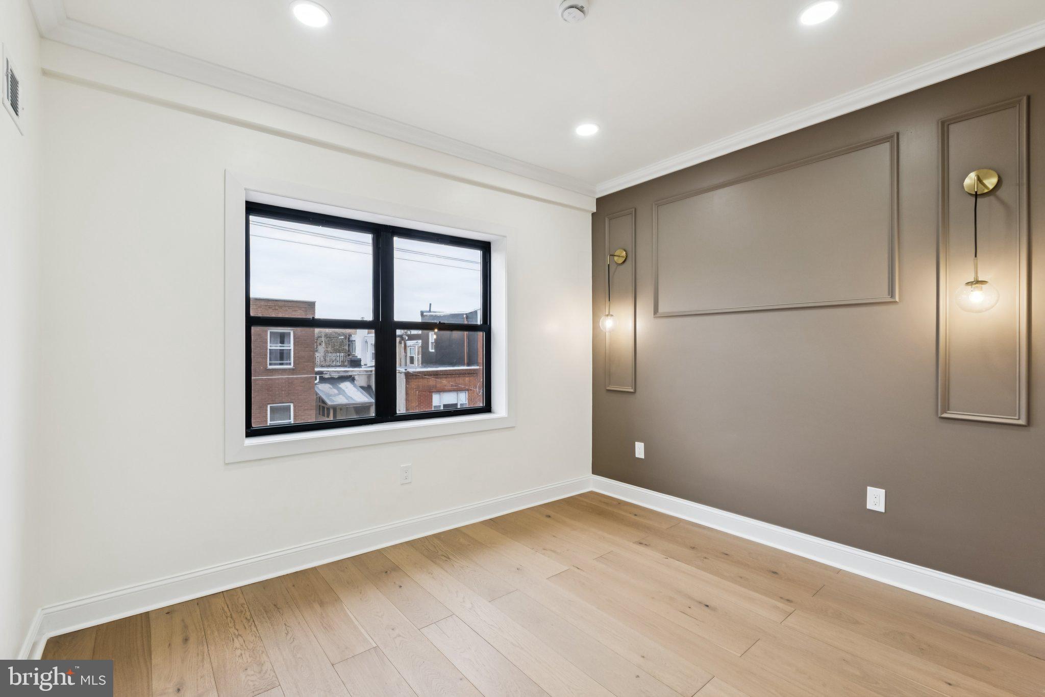 PASSYUNK SQUARE - Residential