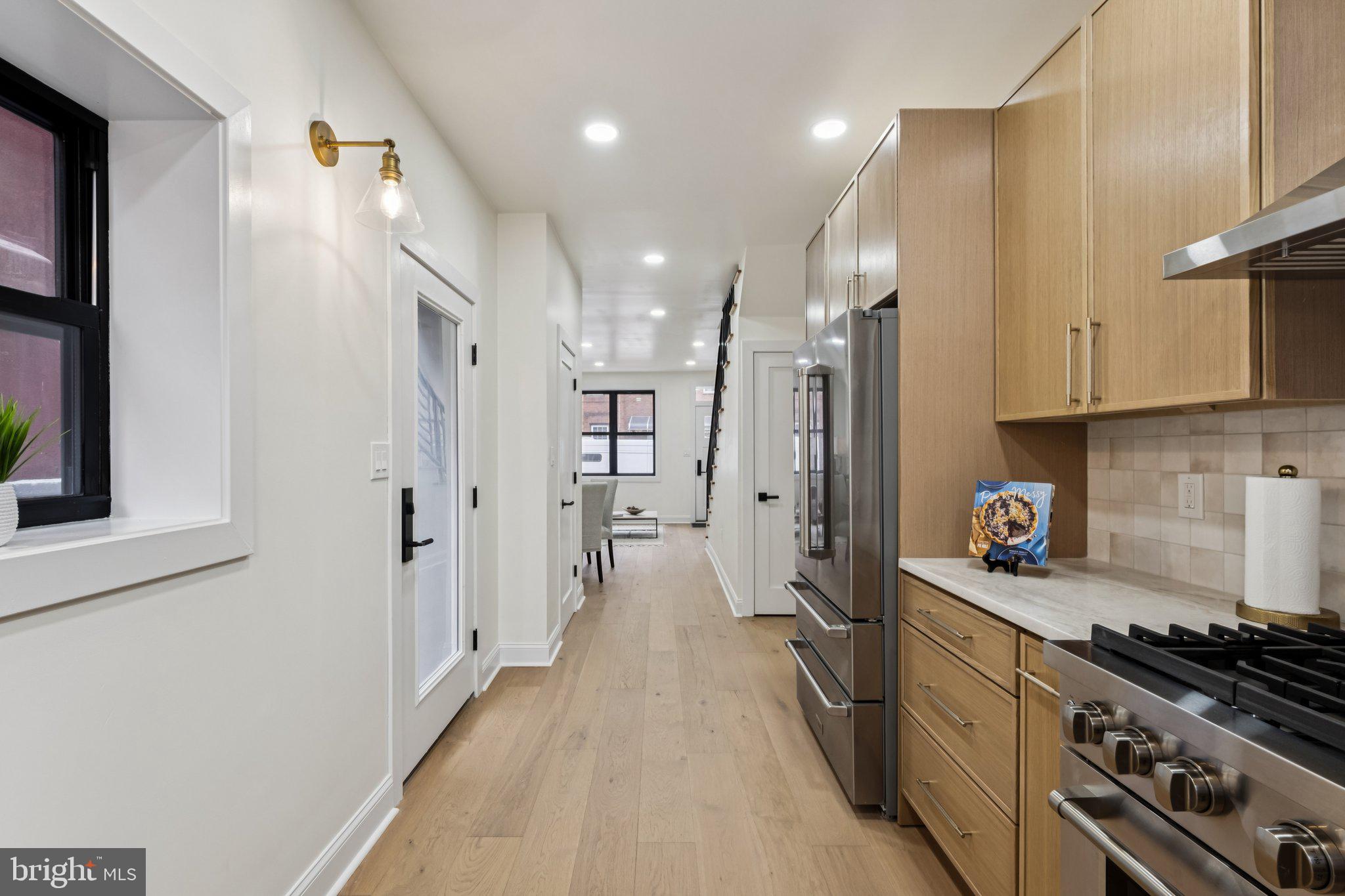 PASSYUNK SQUARE - Residential