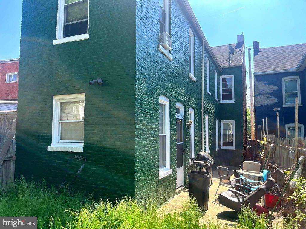 Photo of 531-1/2 POPLAR ST, LANCASTER, PA 17603 (MLS # PALA2033818)