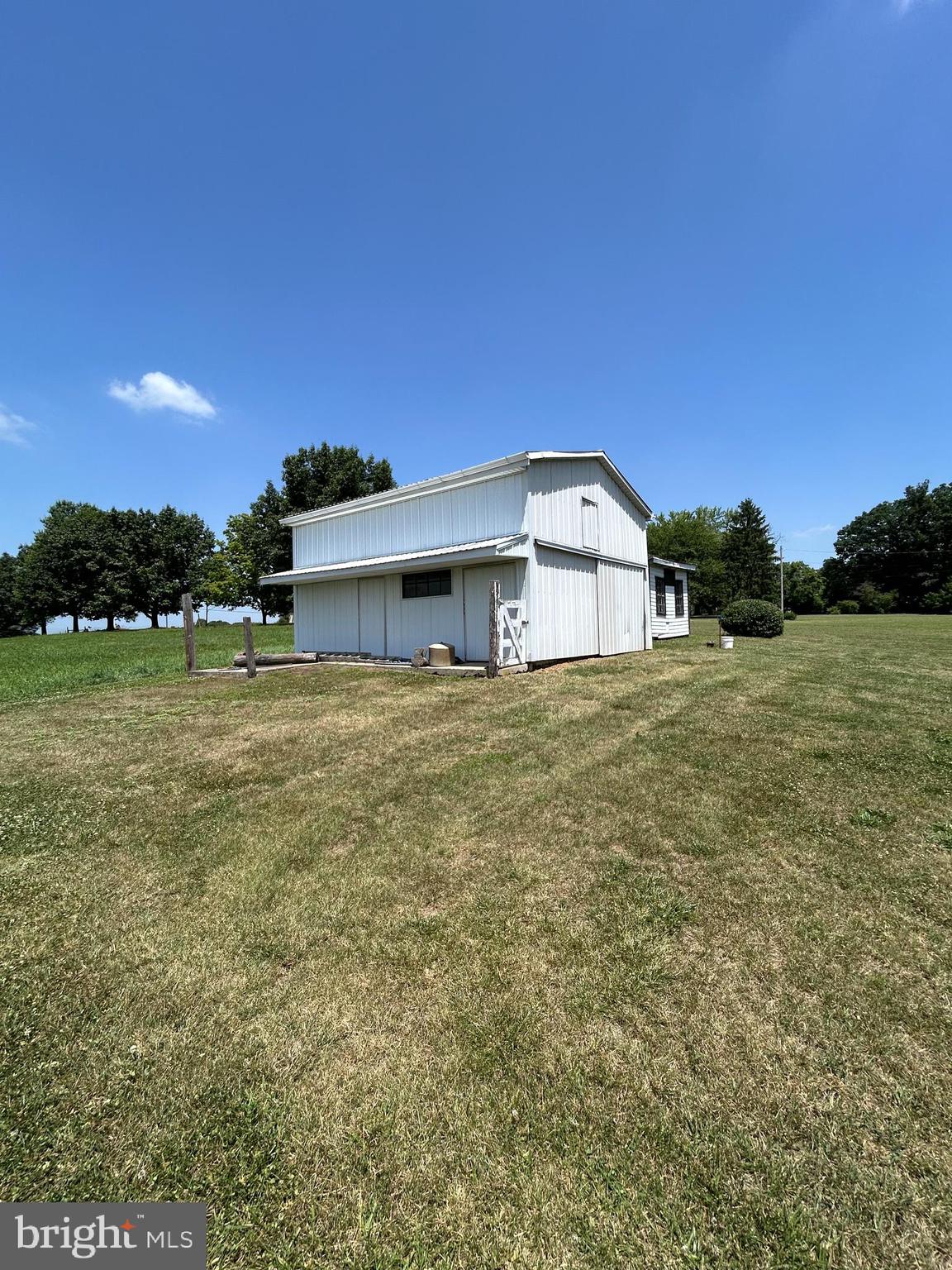 8221 STONE BRIDGE ROAD