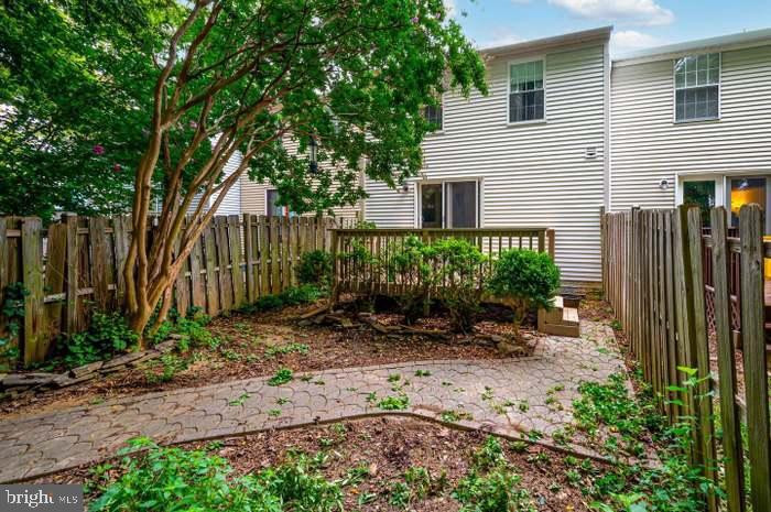 2506 LOG MILL COURT