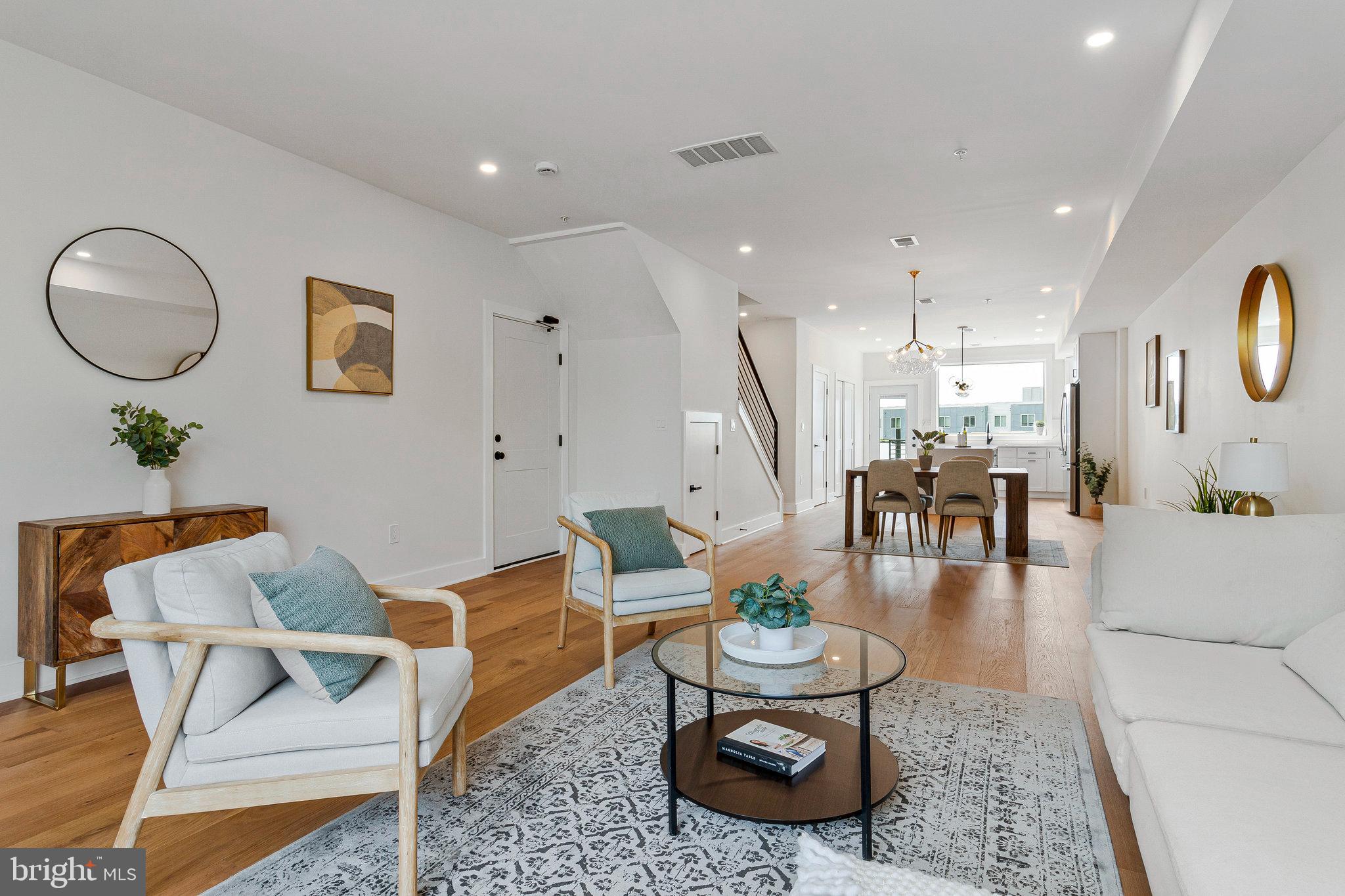 1140 17TH STREET NE 6