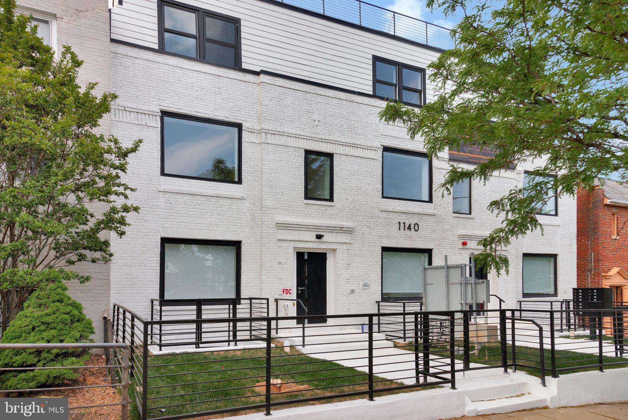1140 17TH STREET NE 6