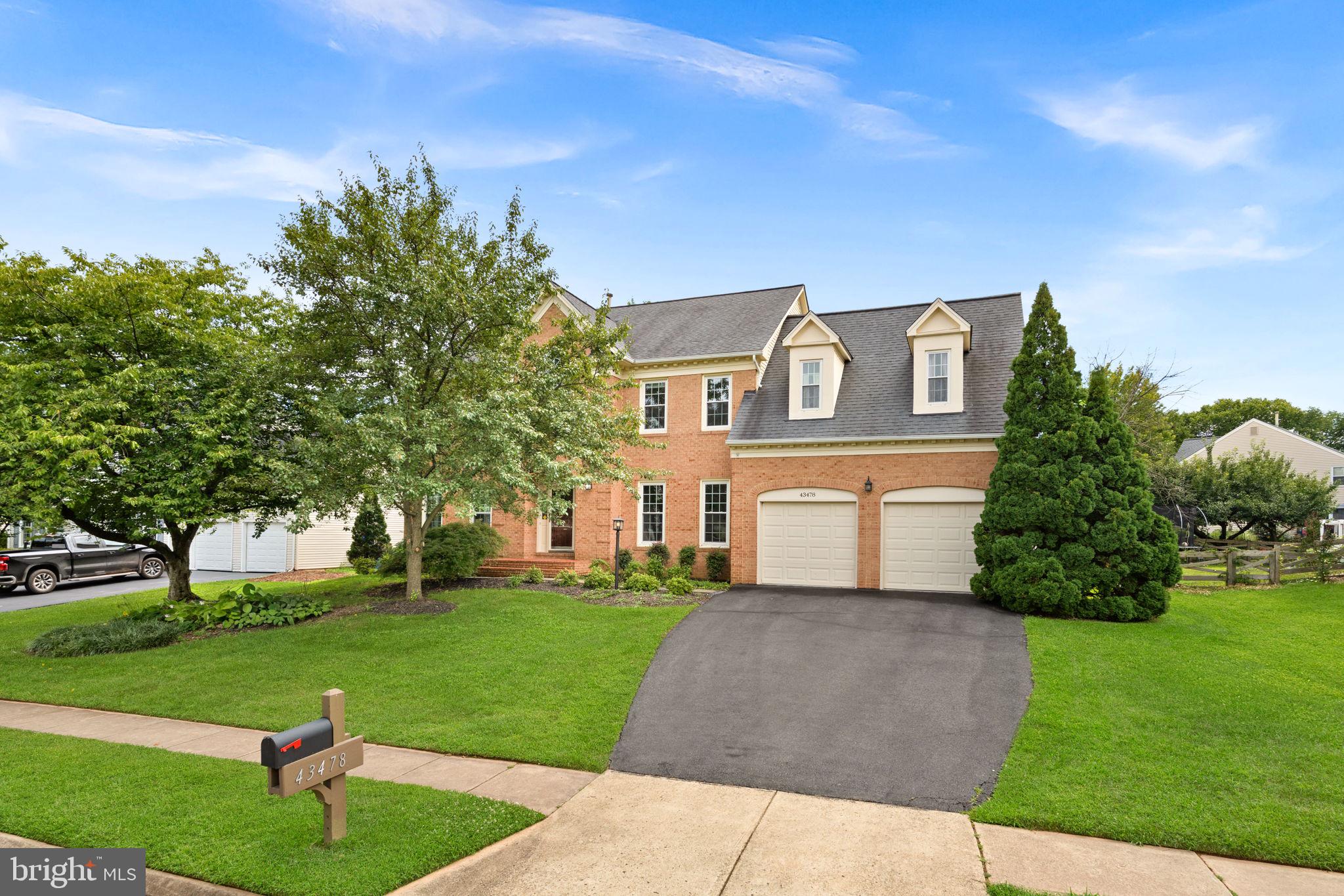 43478 GOLDEN MEADOW CIRCLE