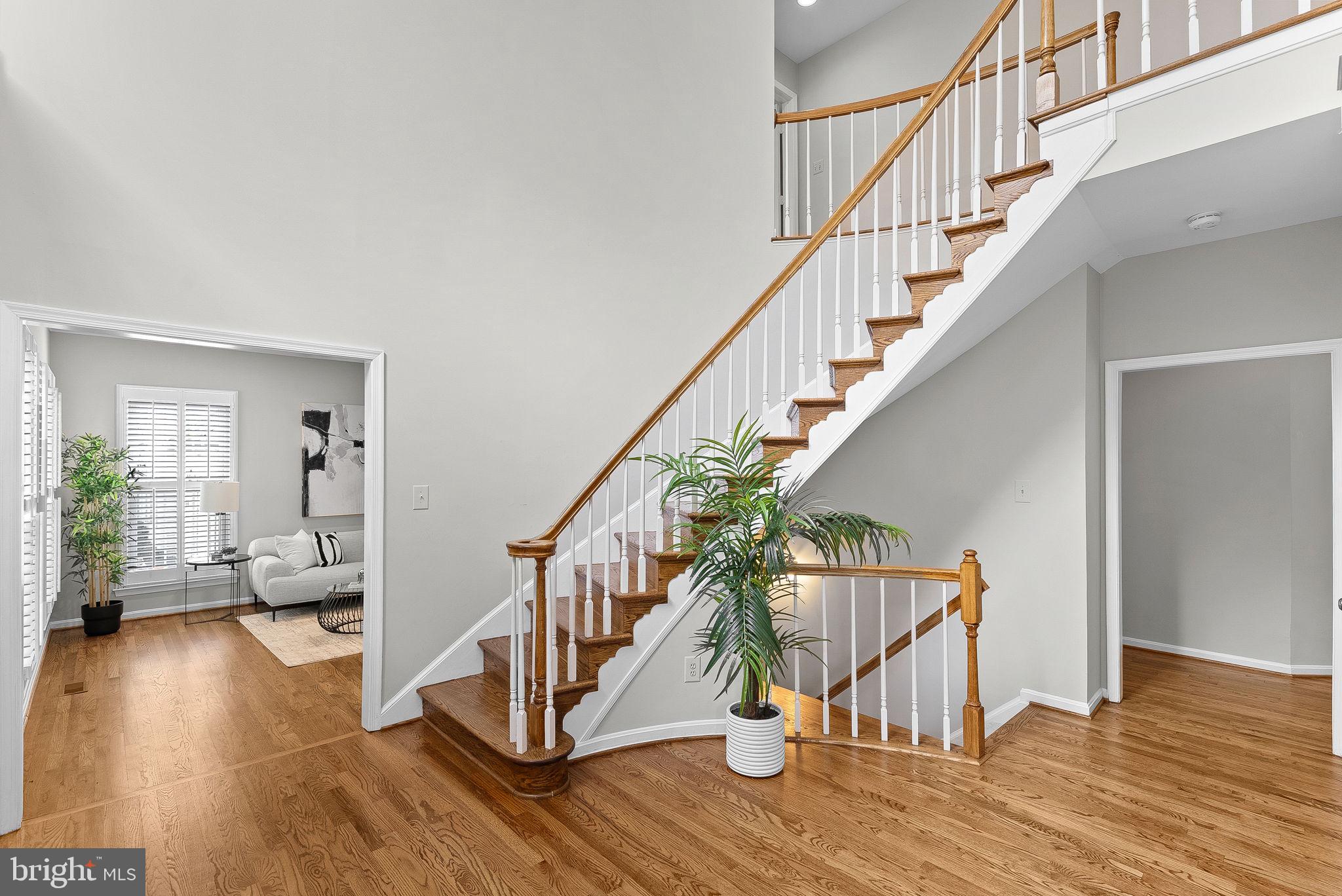 43478 GOLDEN MEADOW CIRCLE