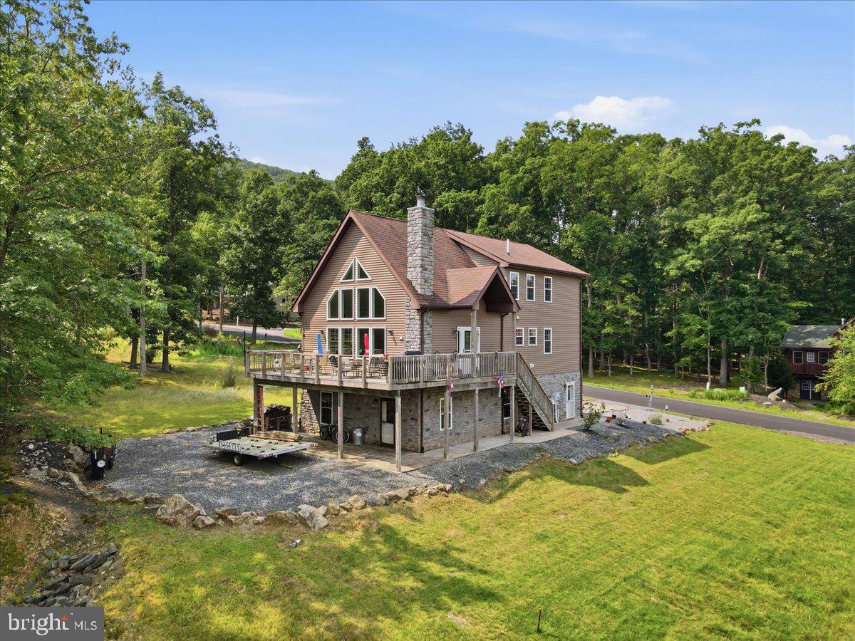 16 DELAWARE DRIVE W