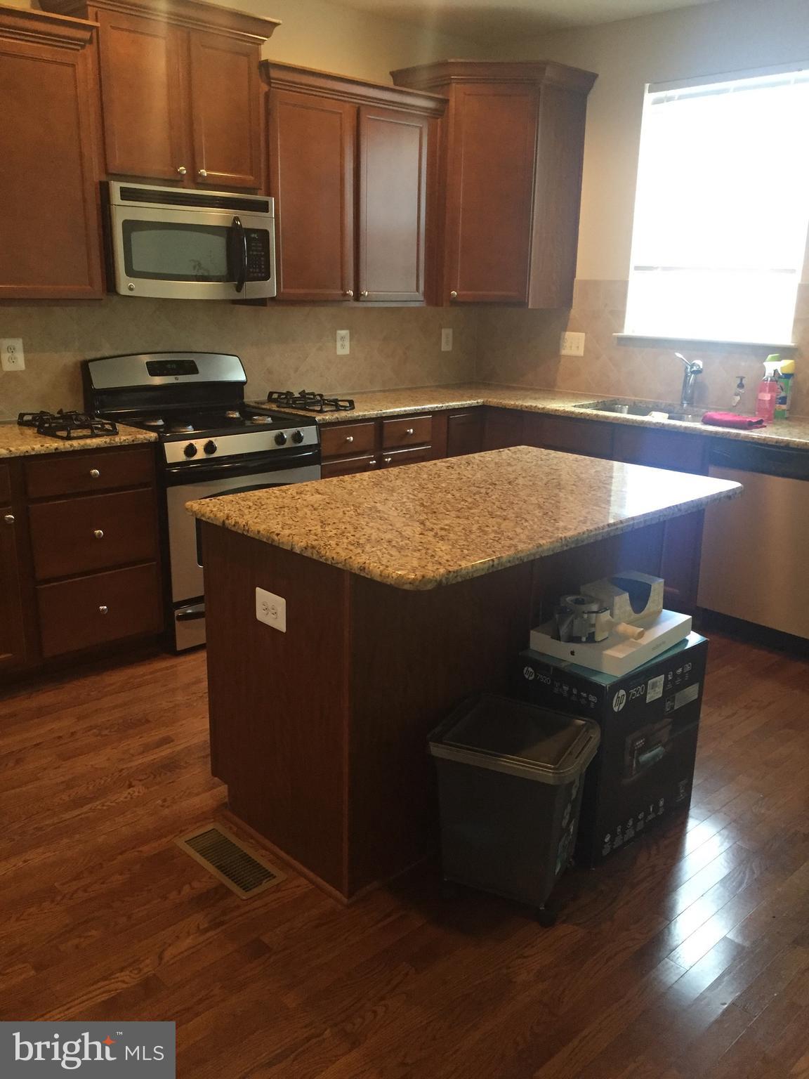 TANYARD SPRINGS - Residential Lease