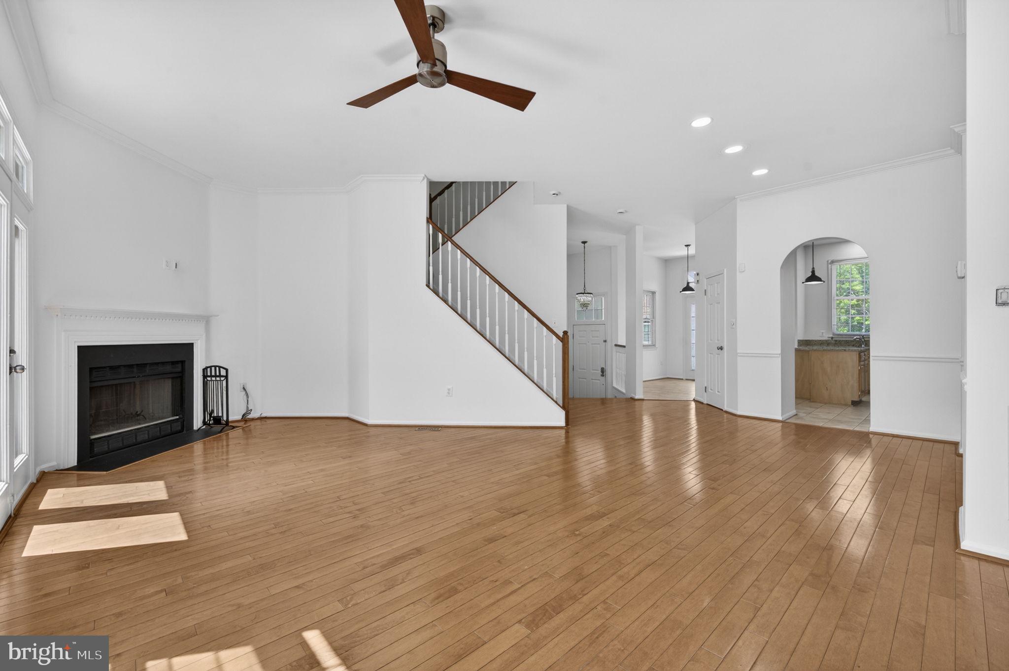 47697 WHIRLPOOL SQUARE