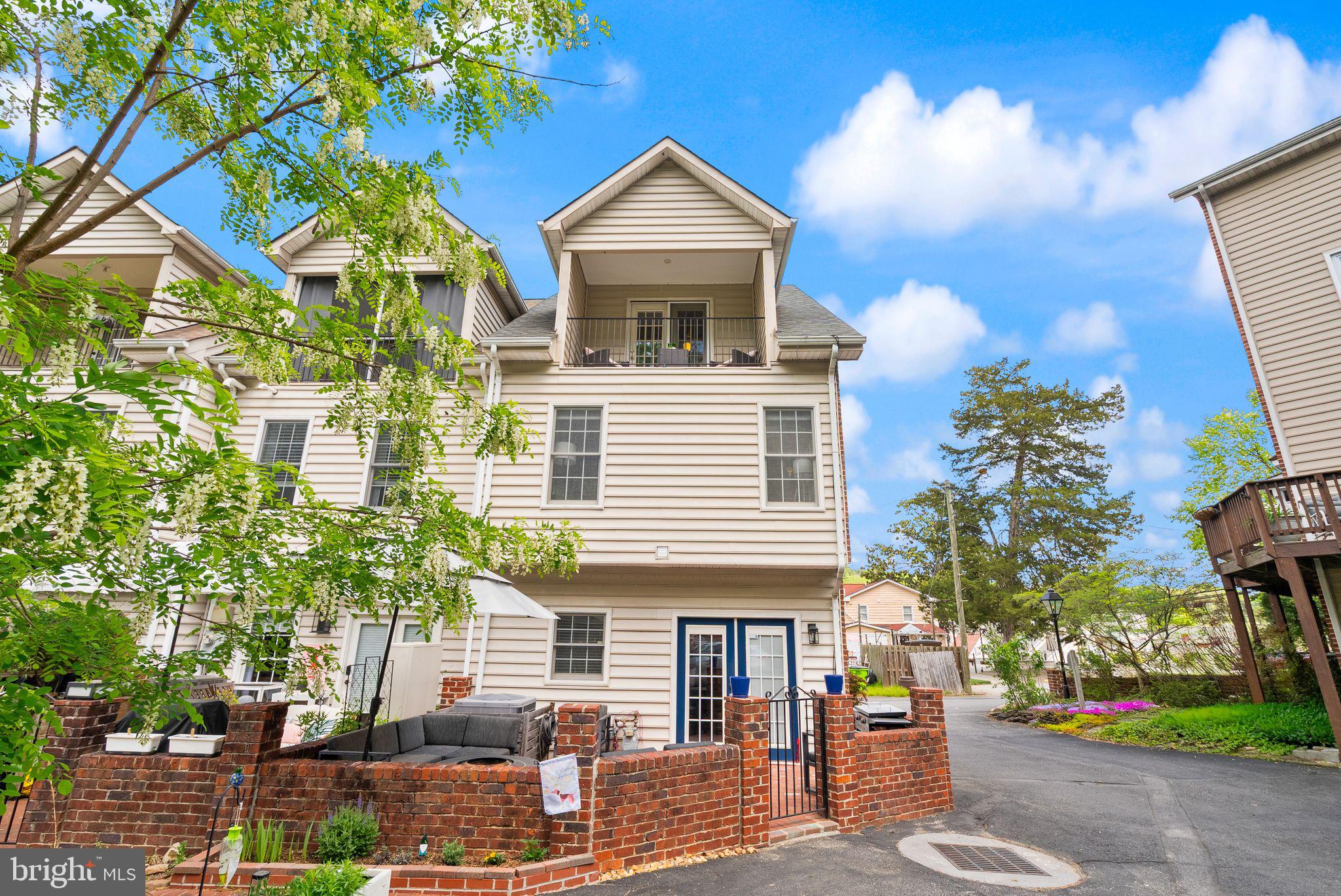 DAWSON'S GREENE - Residential