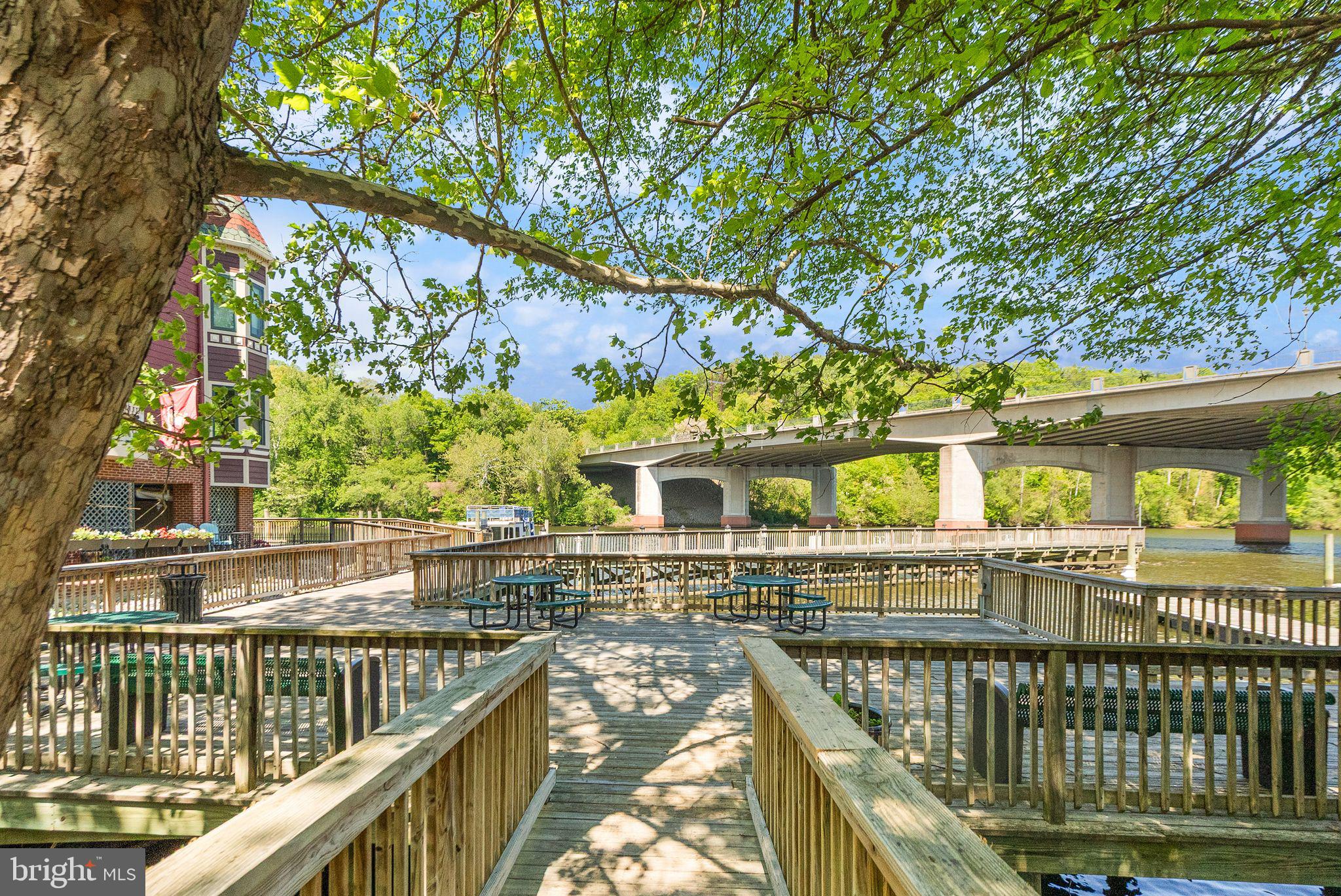 DAWSON'S GREENE - Residential