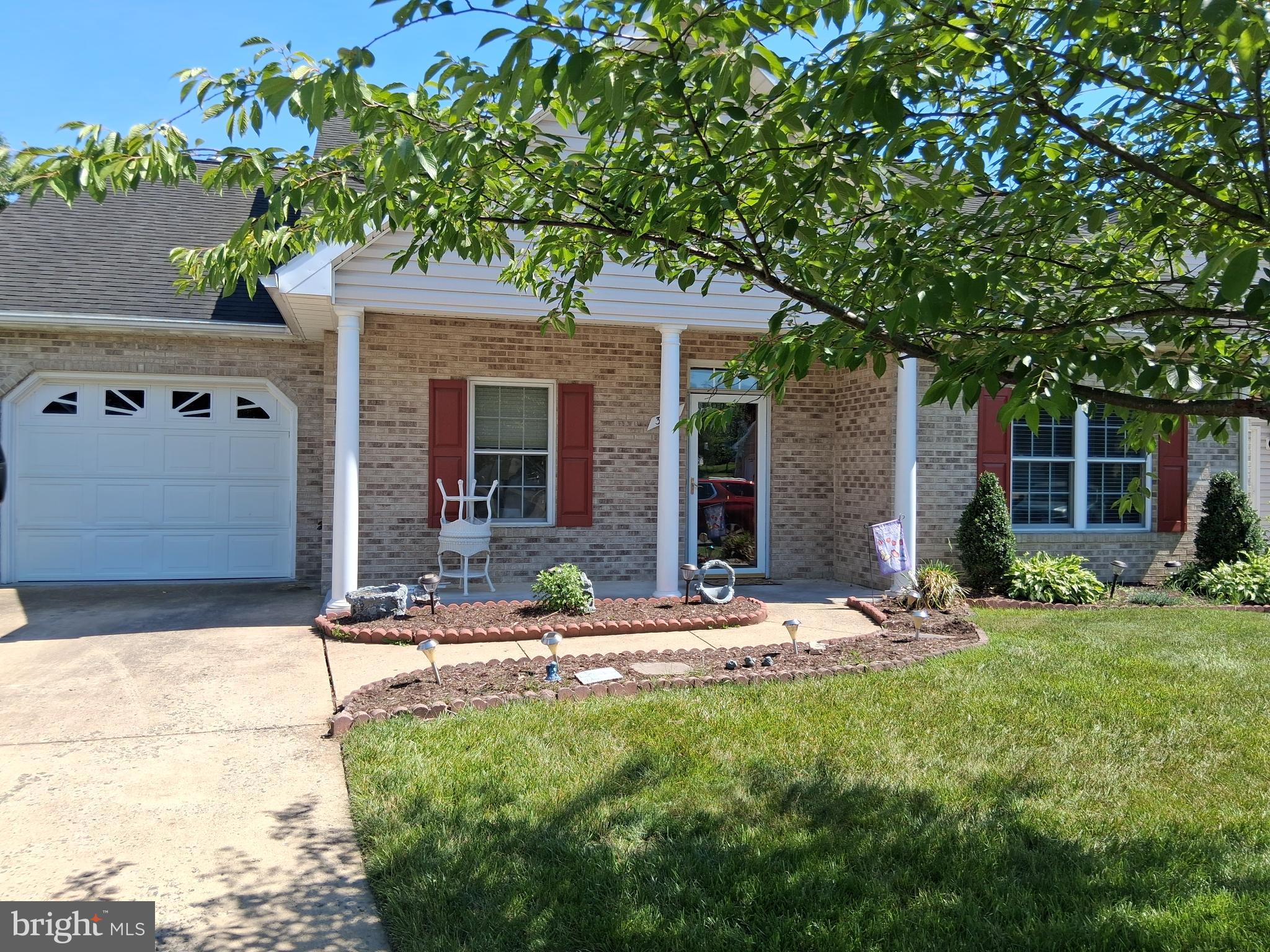 307 LYNN DRIVE