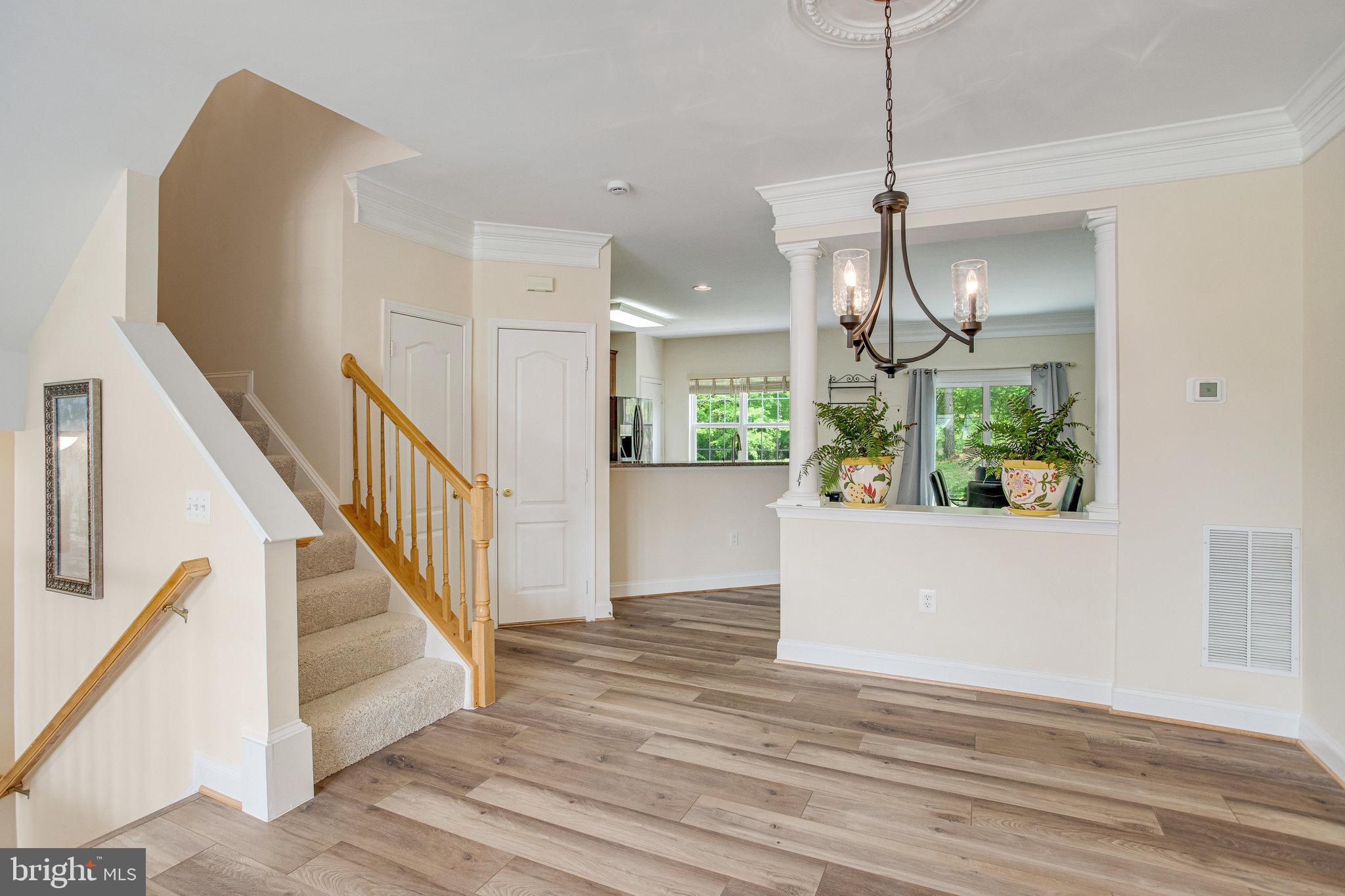 RIVER OAKS - Residential