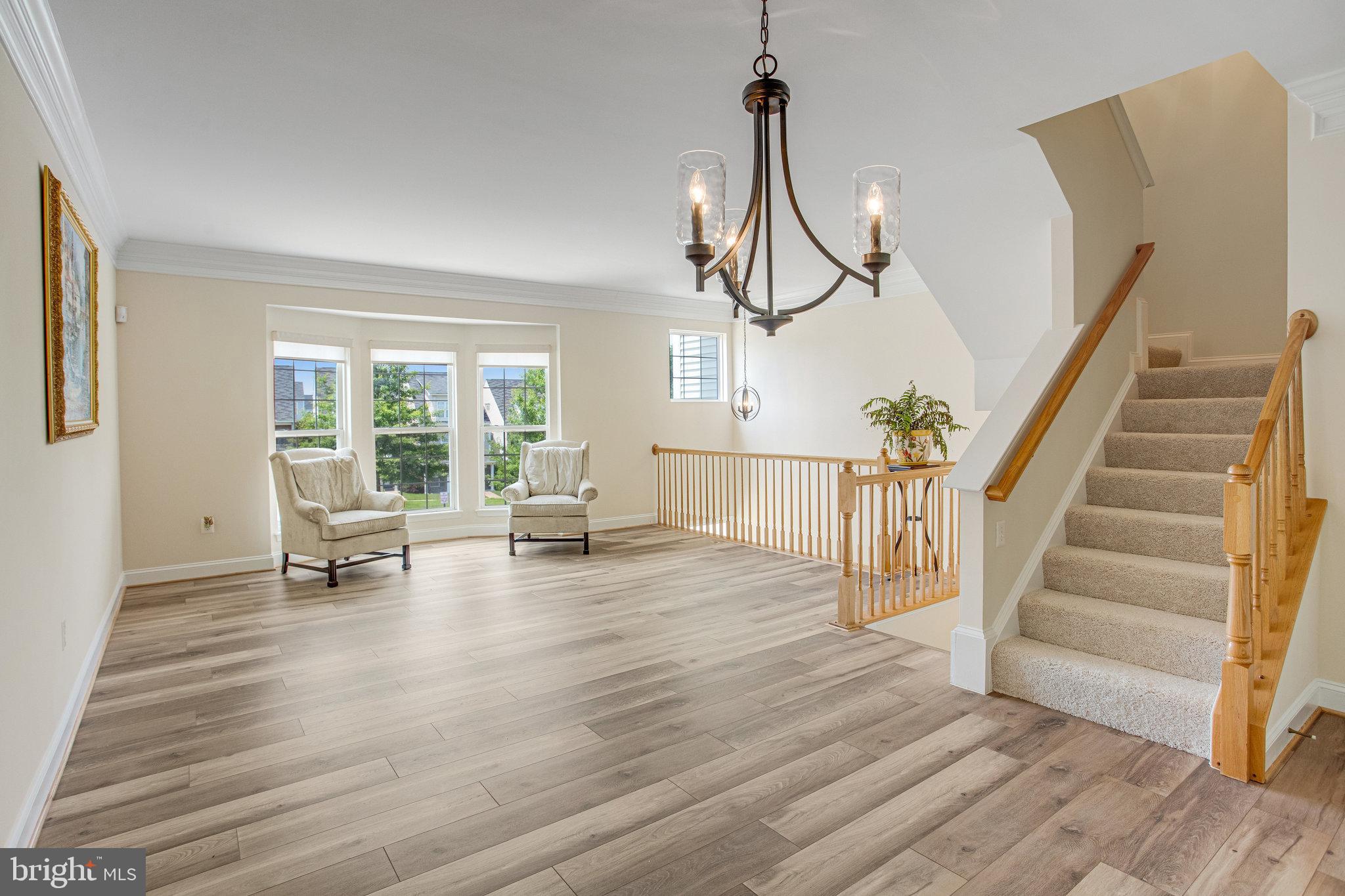 RIVER OAKS - Residential