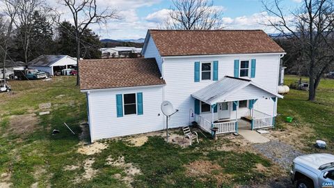 43 NISWANDER RD STAUNTON VA 24401