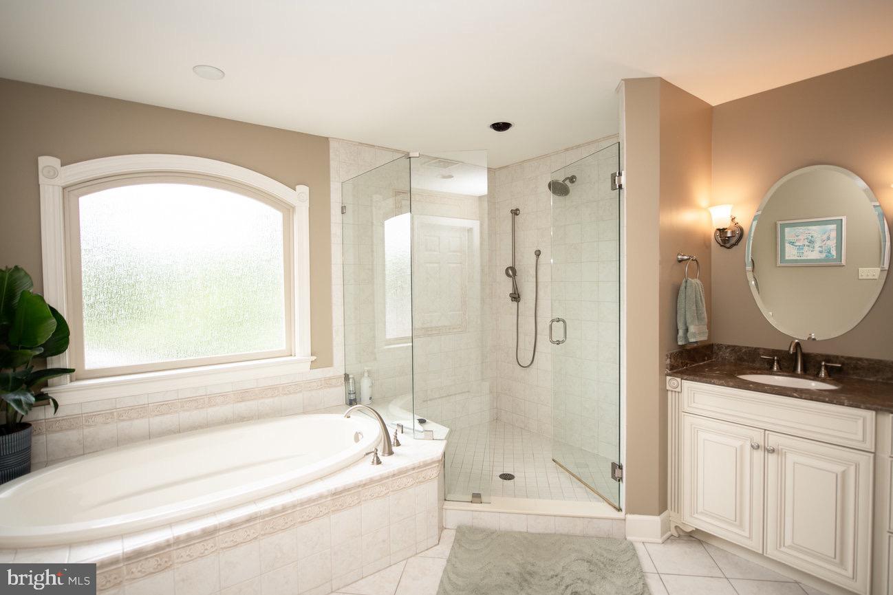 STONEY RUN - Residential