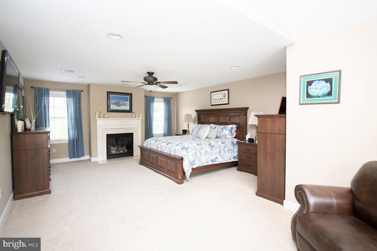 STONEY RUN - Residential