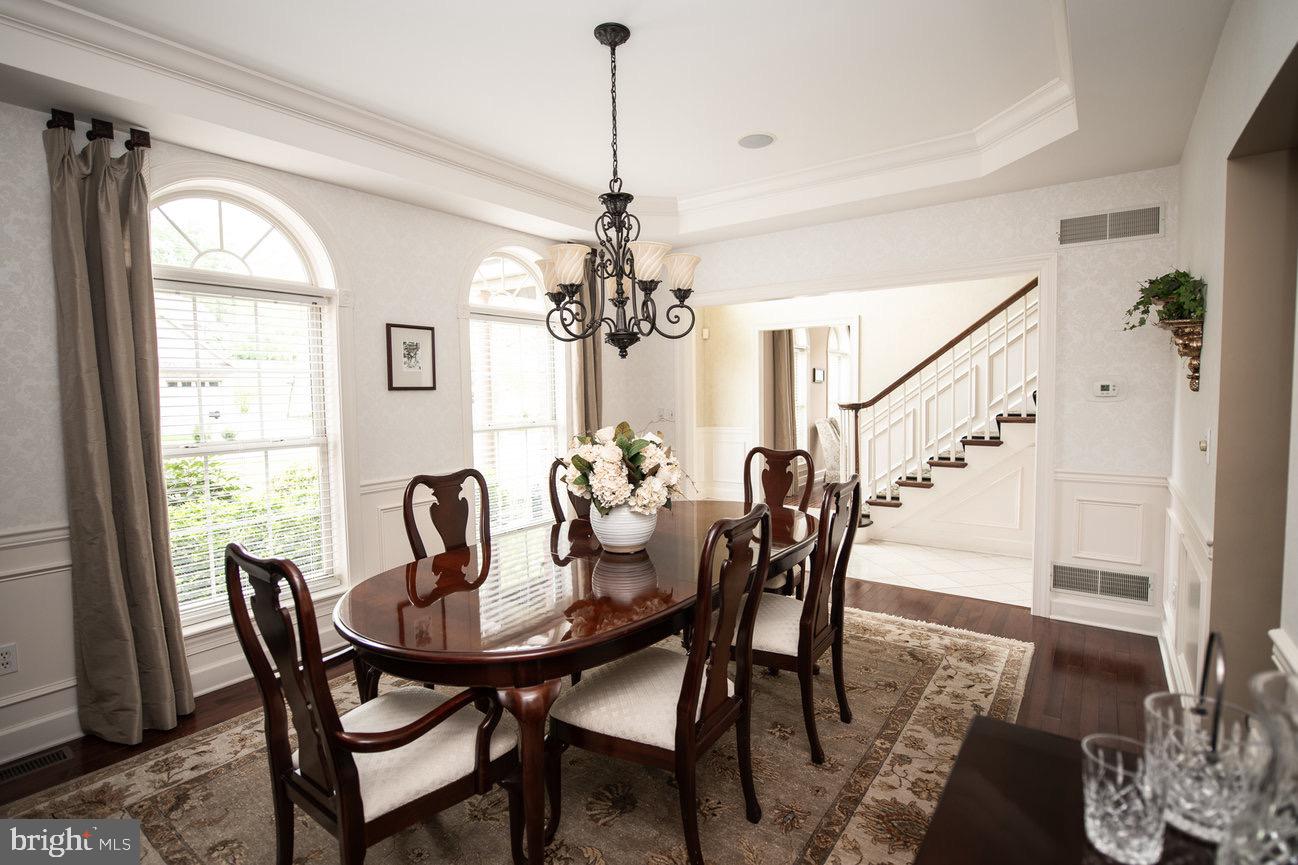 STONEY RUN - Residential