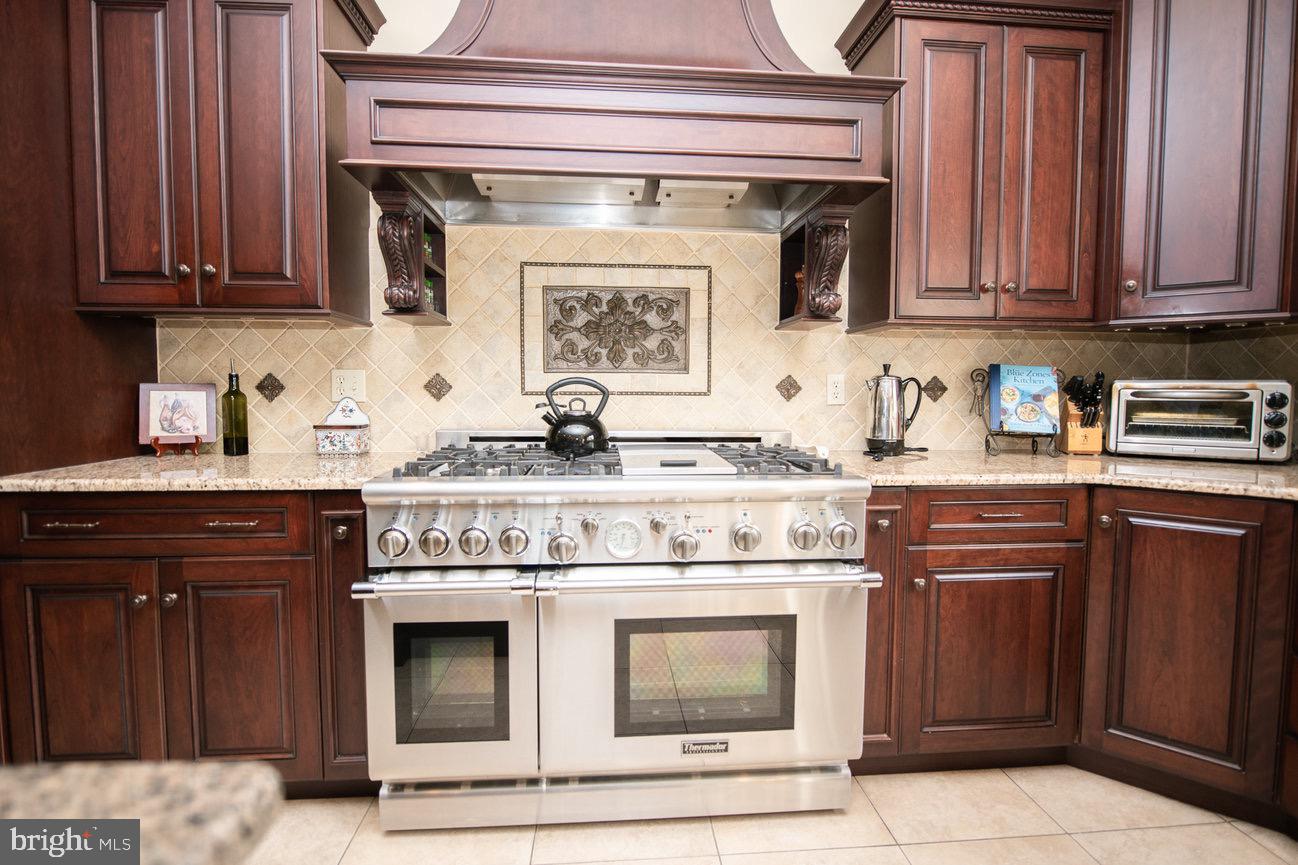 STONEY RUN - Residential