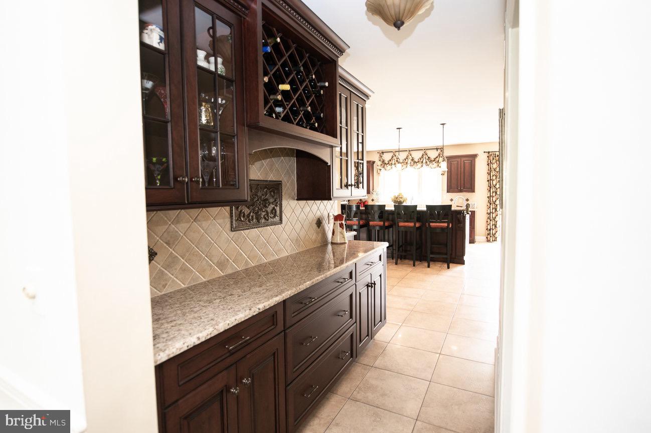 STONEY RUN - Residential