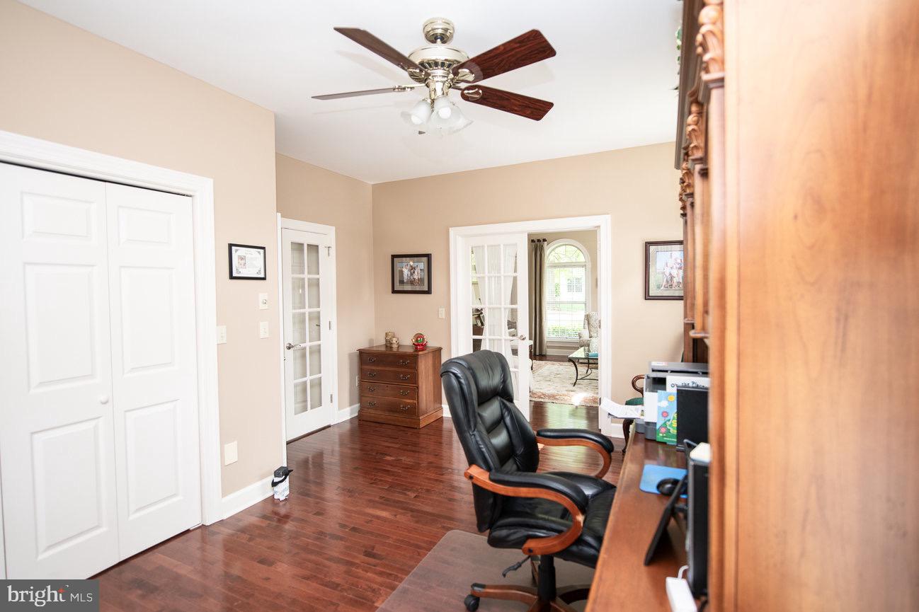 STONEY RUN - Residential