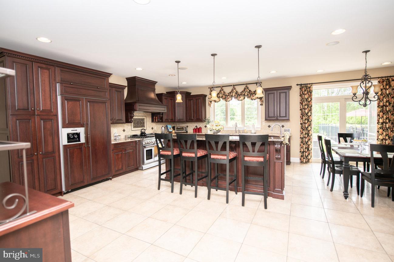 STONEY RUN - Residential