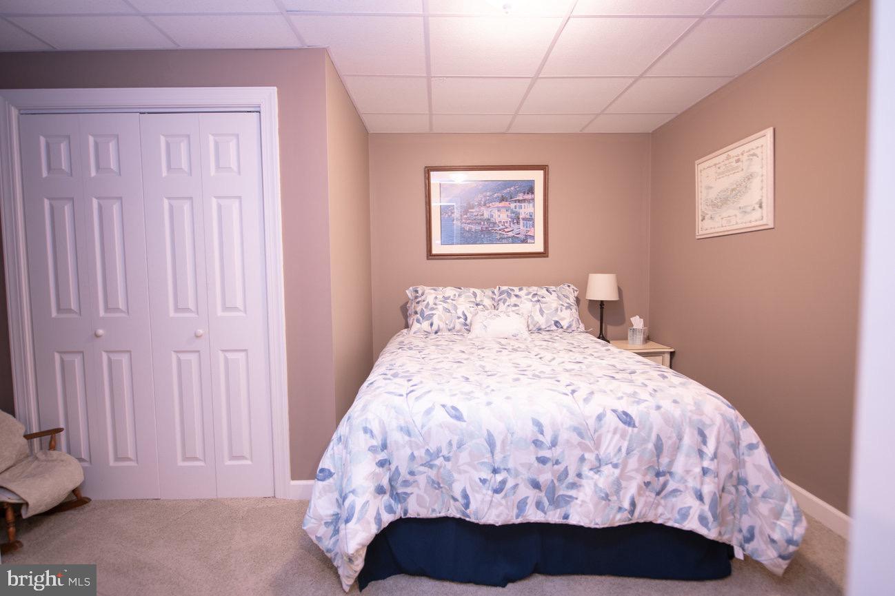 STONEY RUN - Residential