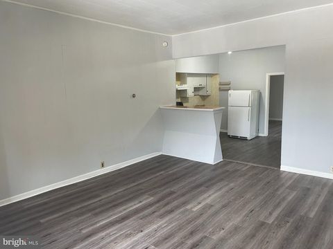 Photo of 132 N King Street #A, GLOUCESTER CITY, NJ 08030 (MLS # NJCD2108848)