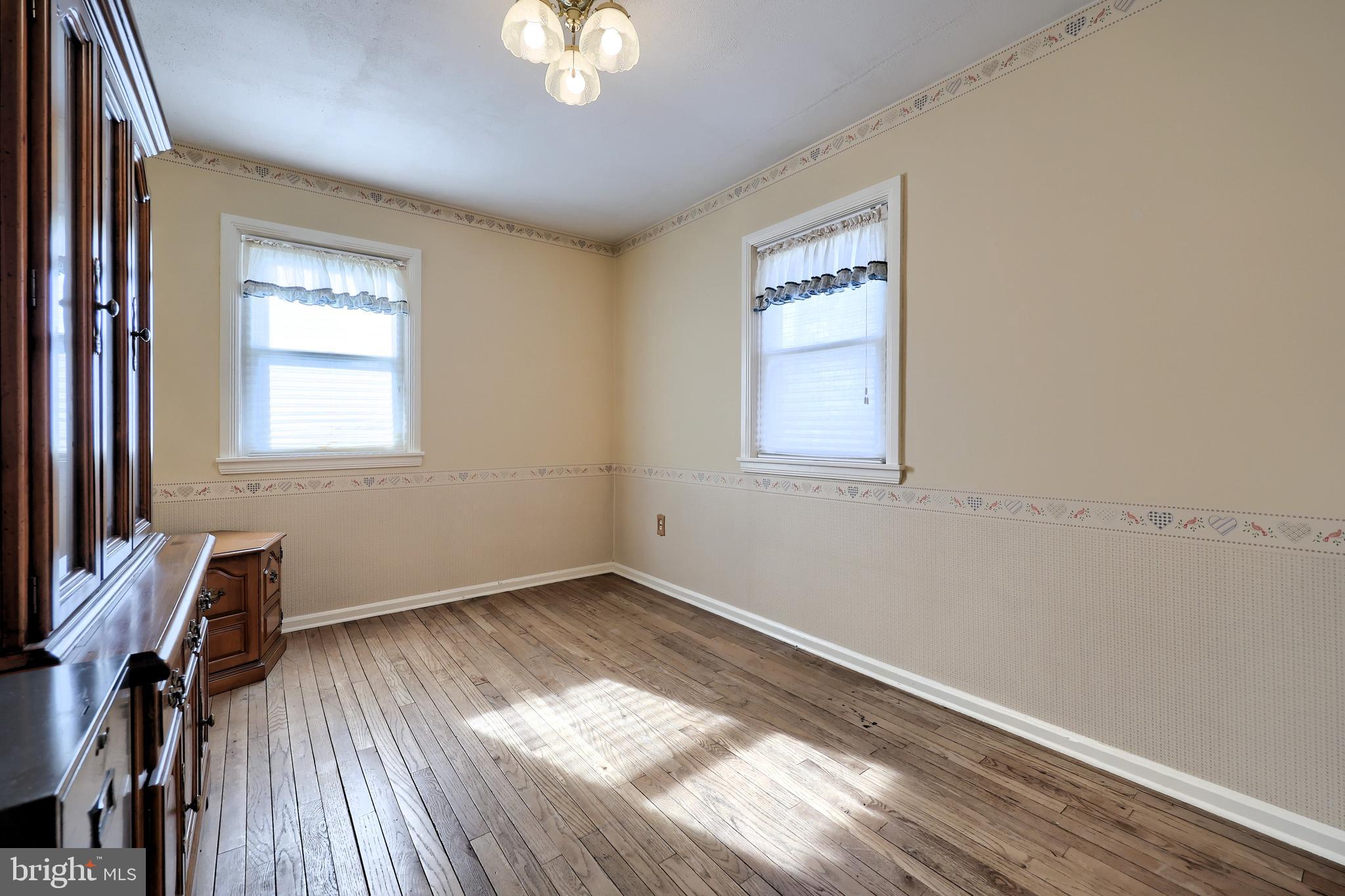 EASTLAND HILLS - Residential