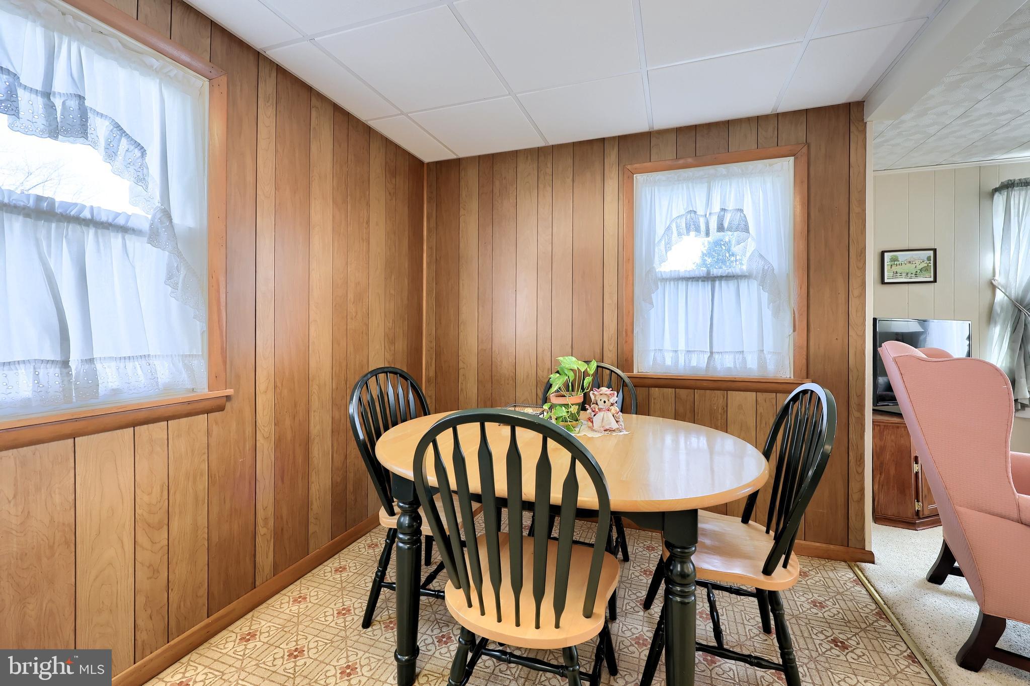 EASTLAND HILLS - Residential