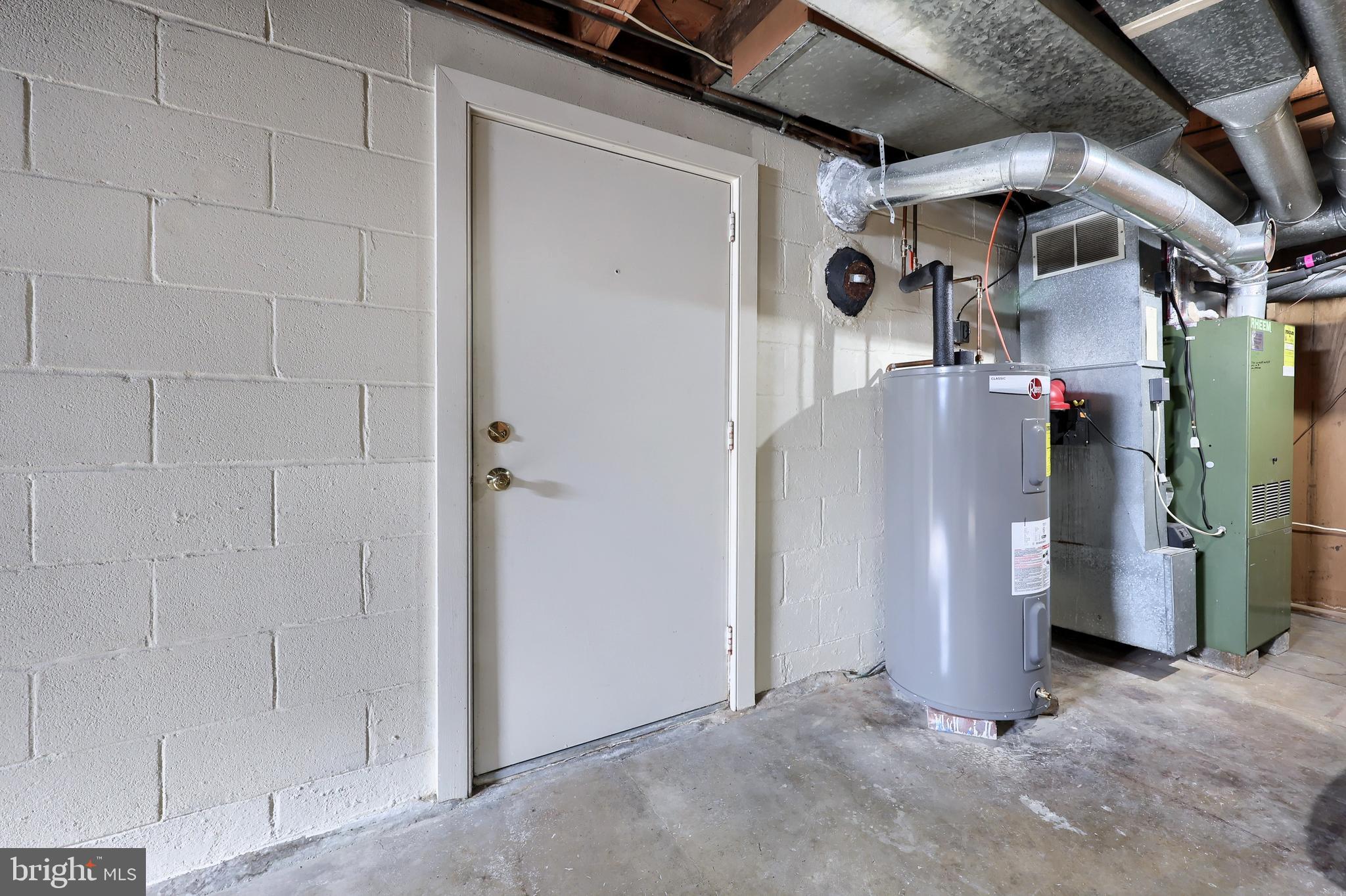 EASTLAND HILLS - Residential