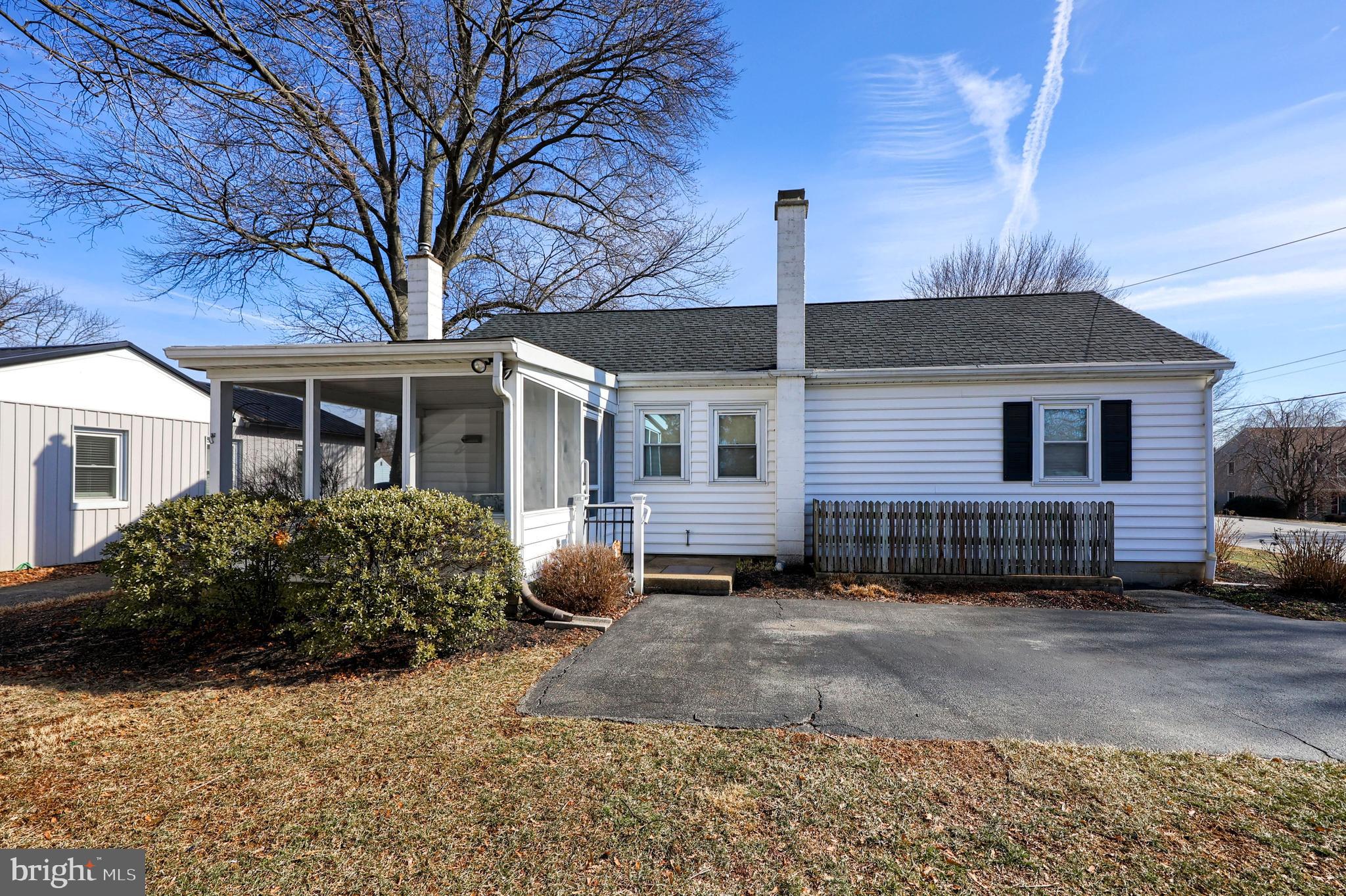 EASTLAND HILLS - Residential