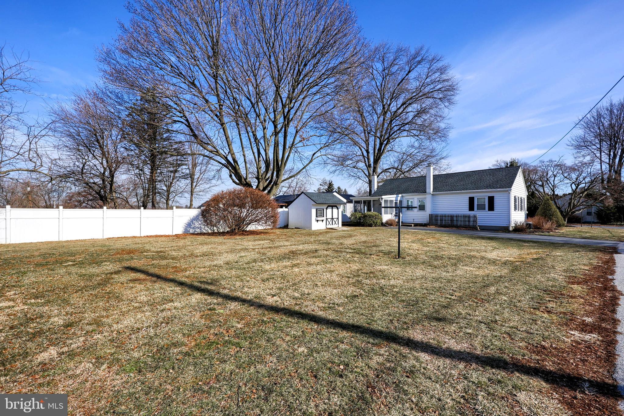 EASTLAND HILLS - Residential