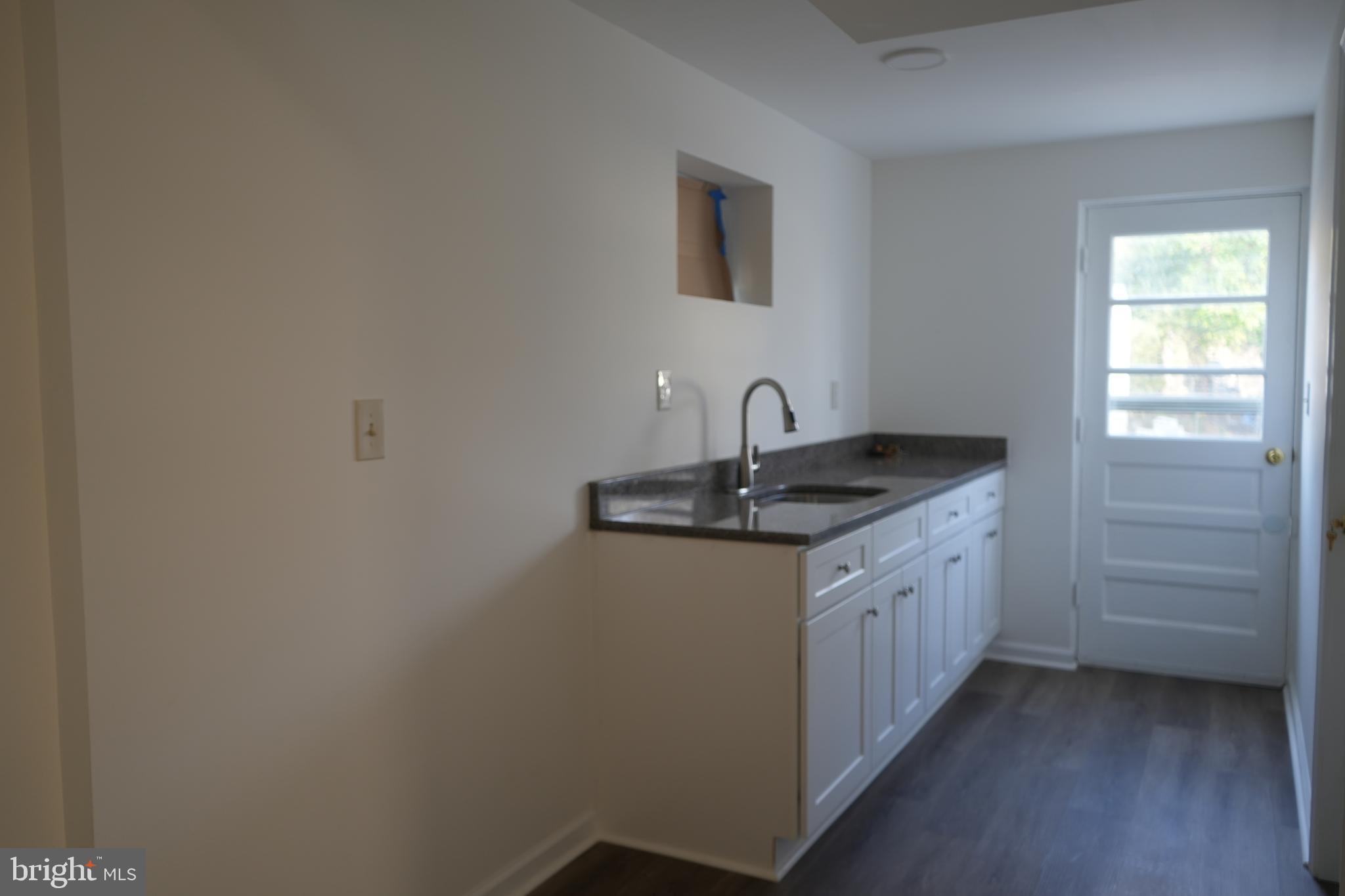 EDGEWOOD KNOLLS - Residential