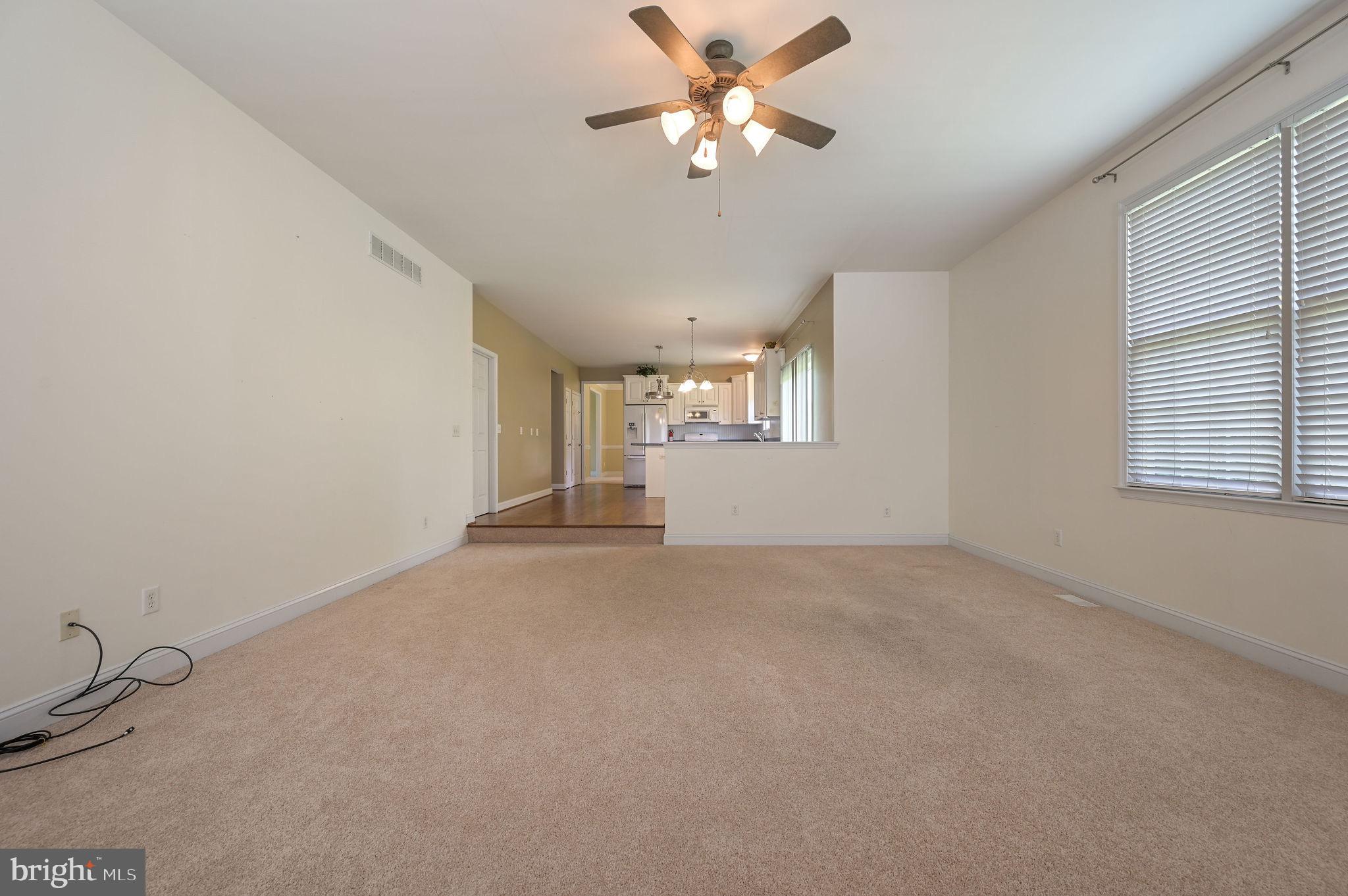 STEELES RIDGE - Residential Lease