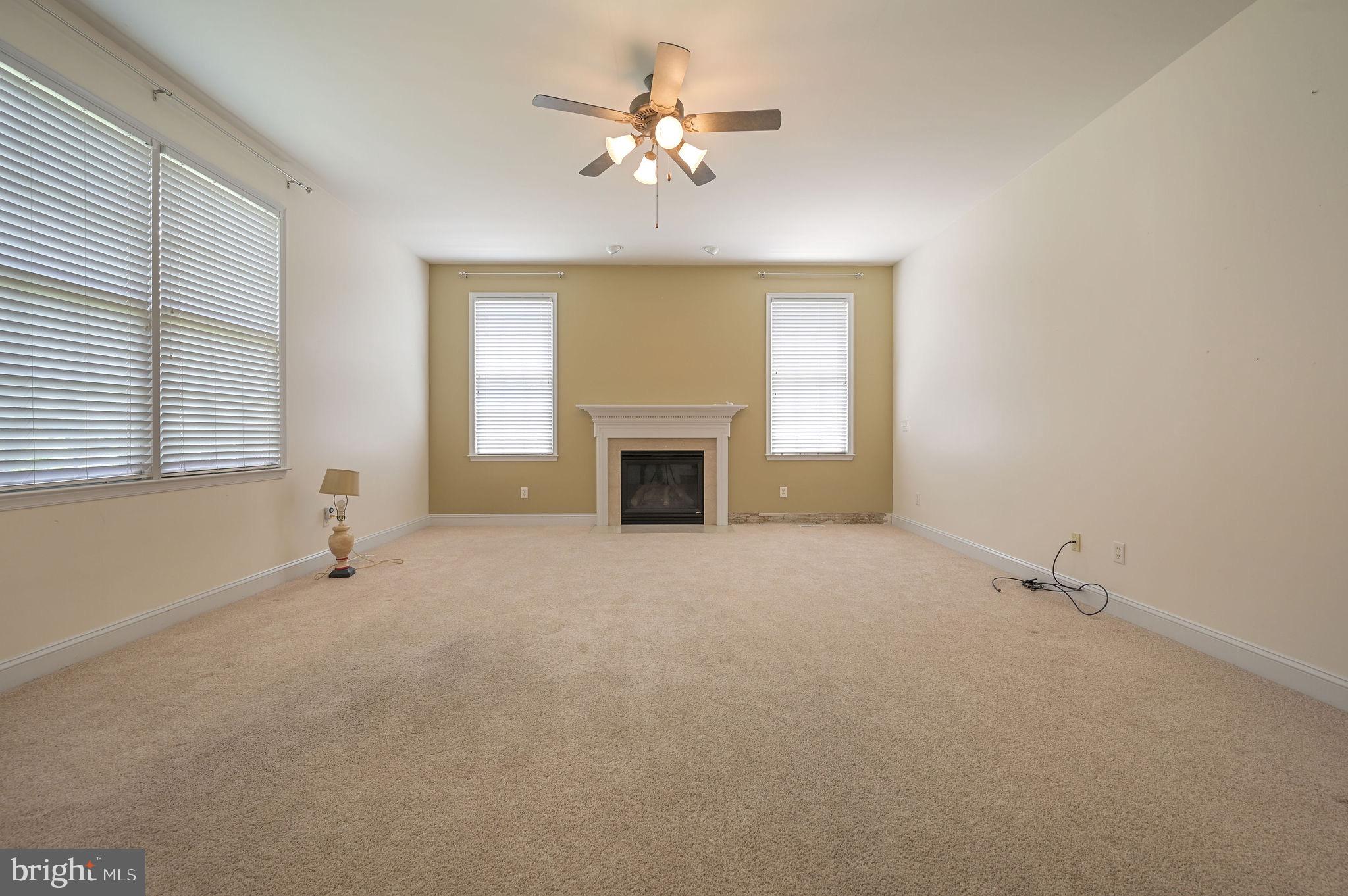 STEELES RIDGE - Residential Lease